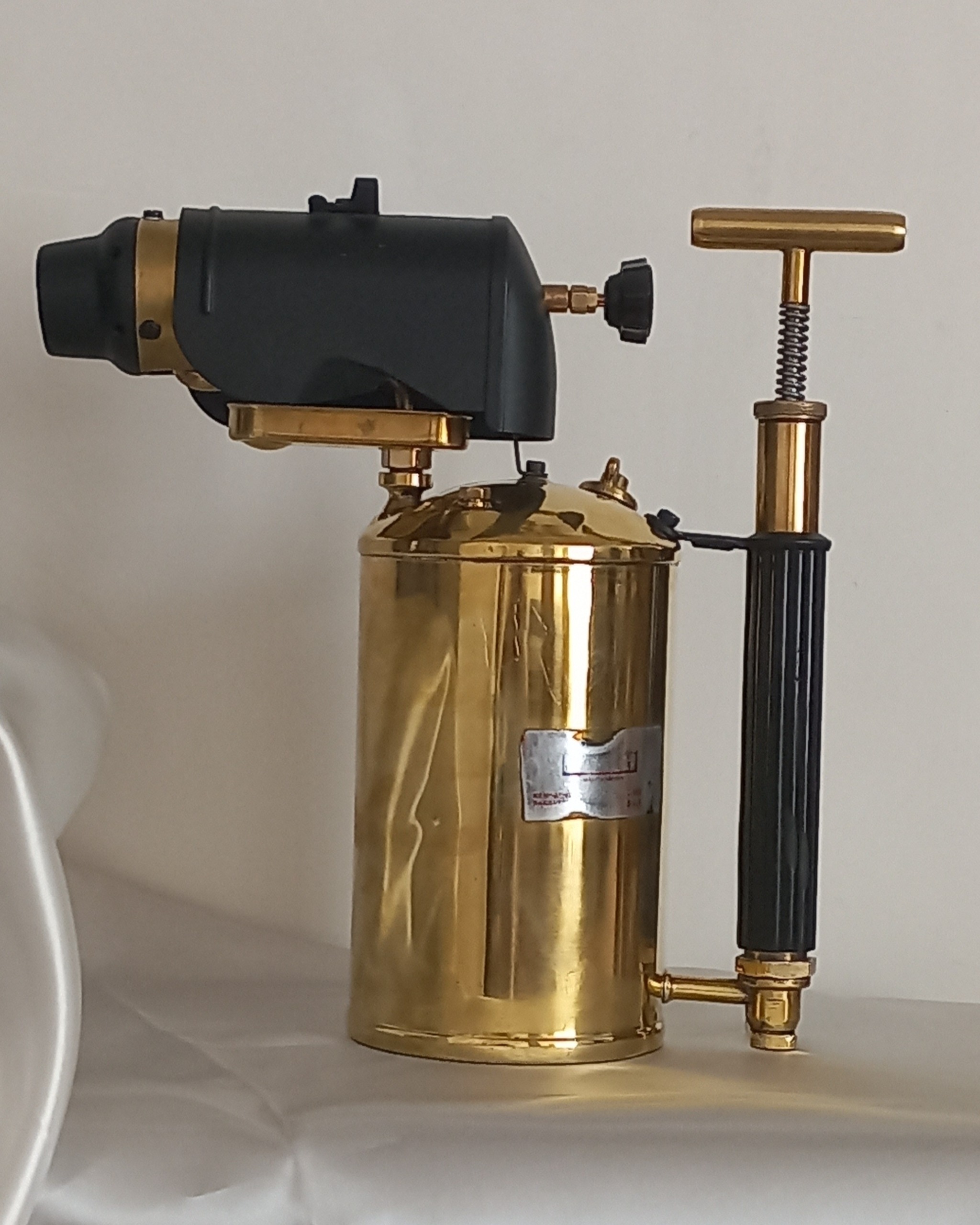 پریموس کوره ای سوئدی.  3.5 لیتری.  سالم و بکر