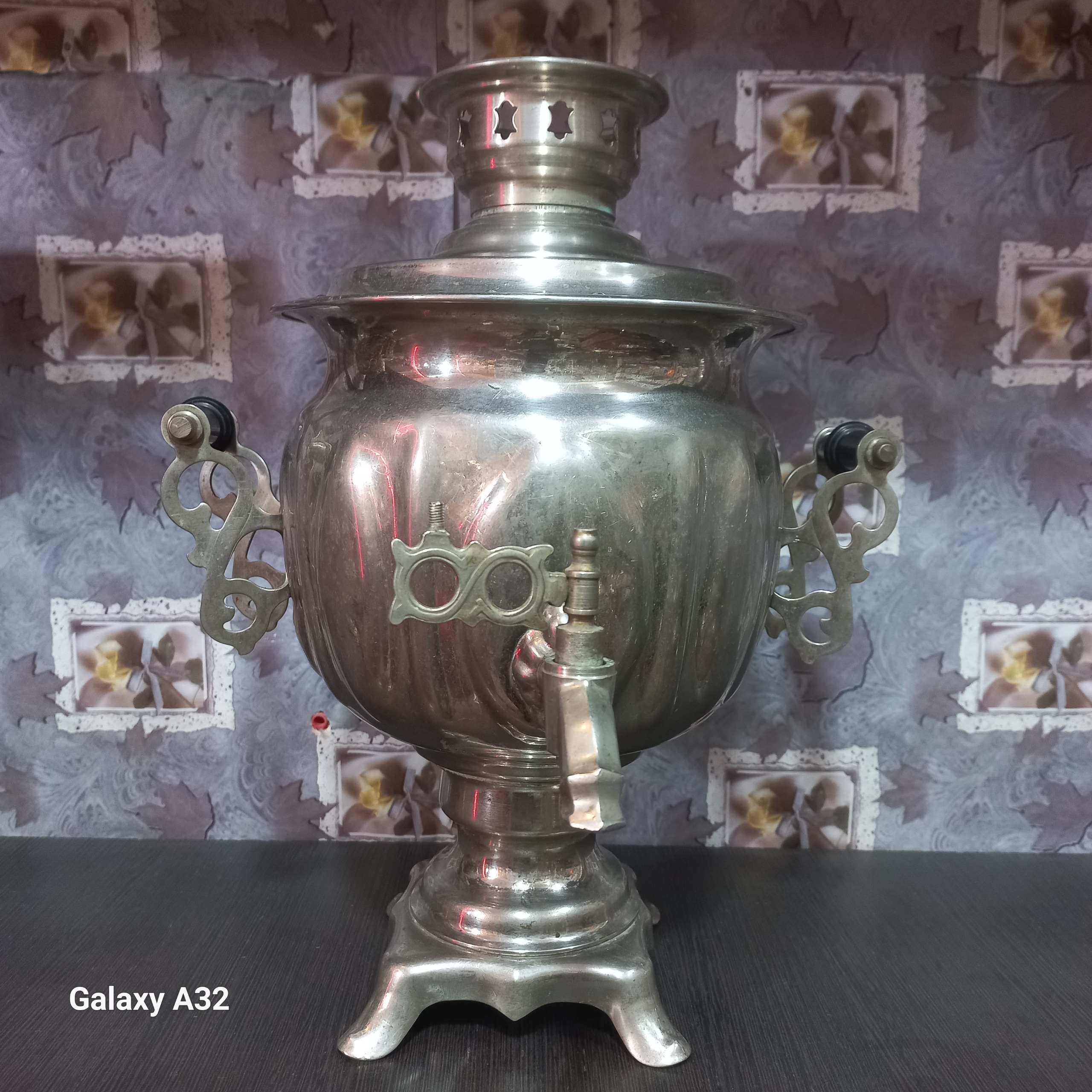 سماور برقی روسی قدیمی. مدل کاپی