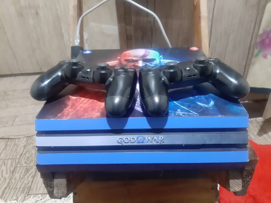 Ps4 pro 1 t کپی خور
