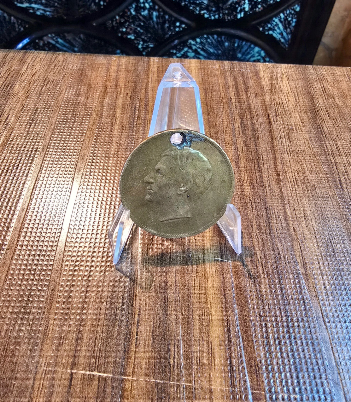 سکه یادبودی شهریور 1344توضحات