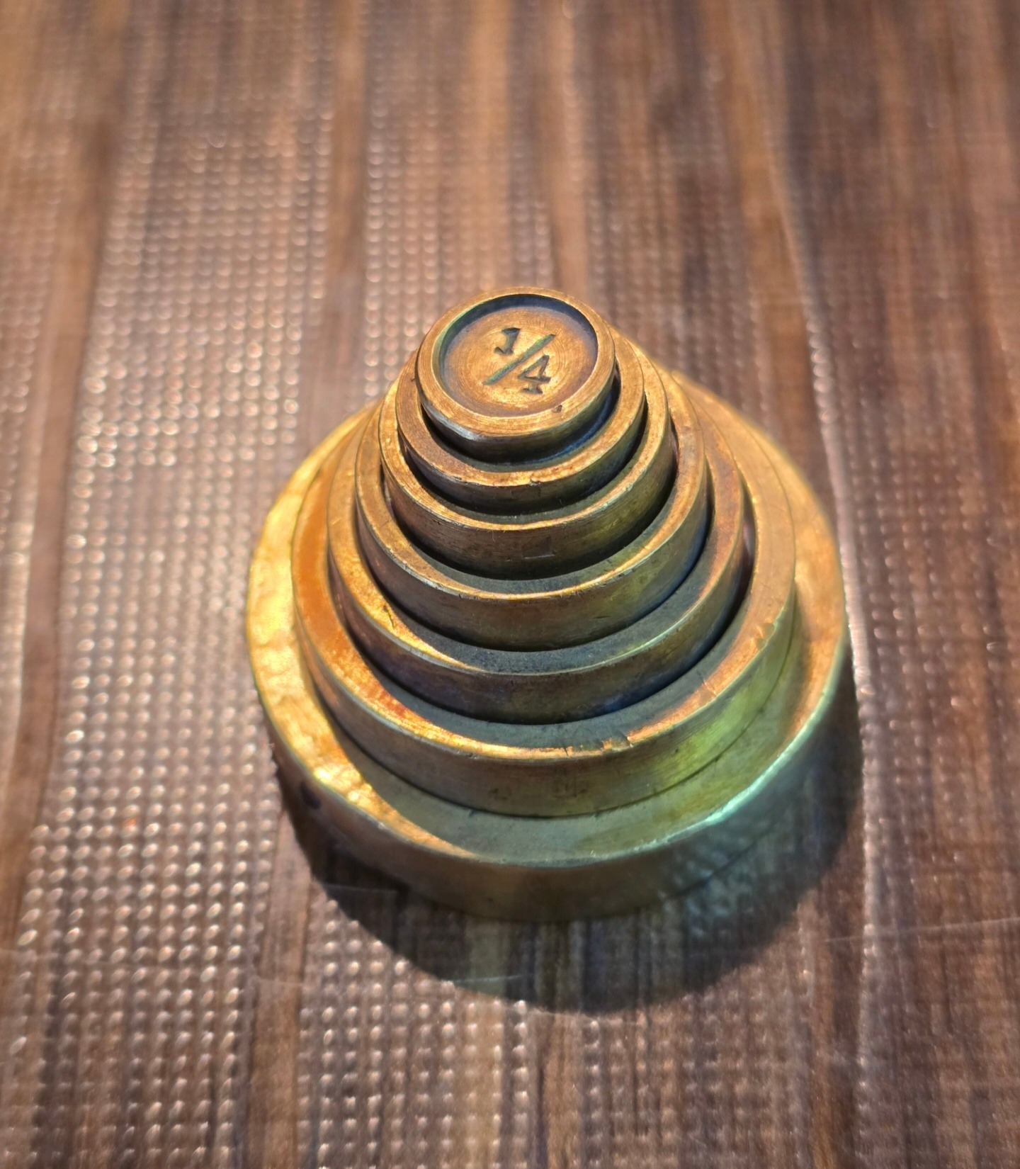 یک دست وزنه ترازو قدیمی توضیحات