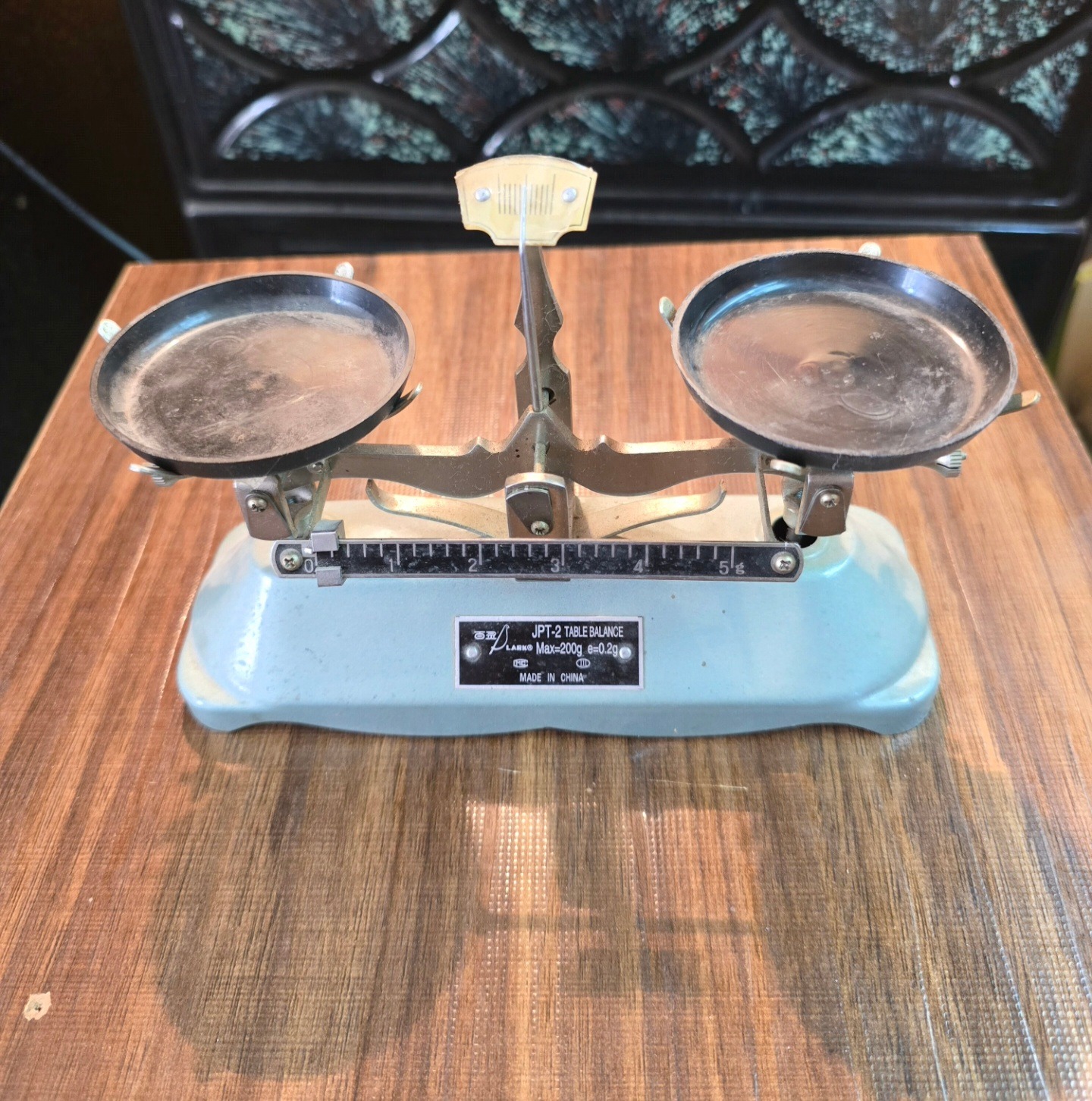 ترازو عطاری قدیمی