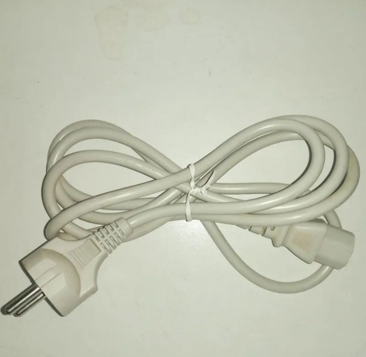 کابل برق کامپیوتر 2.5 متر