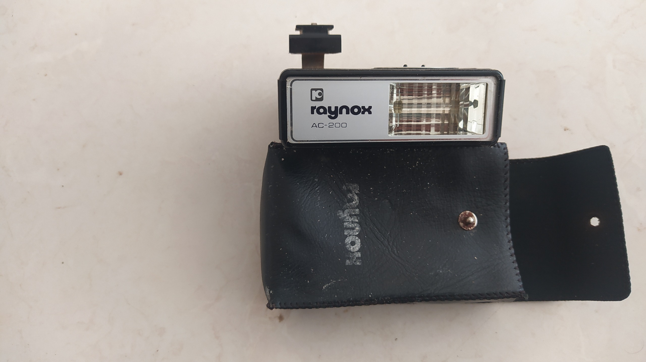 فلاش دوربین راینوکس ژاپن اصل نایاب و کلکسیونی