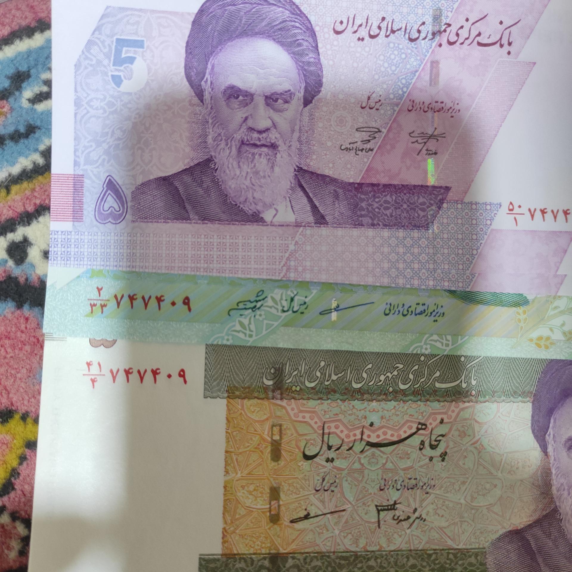 ست خاص از بسته سه قلو747474