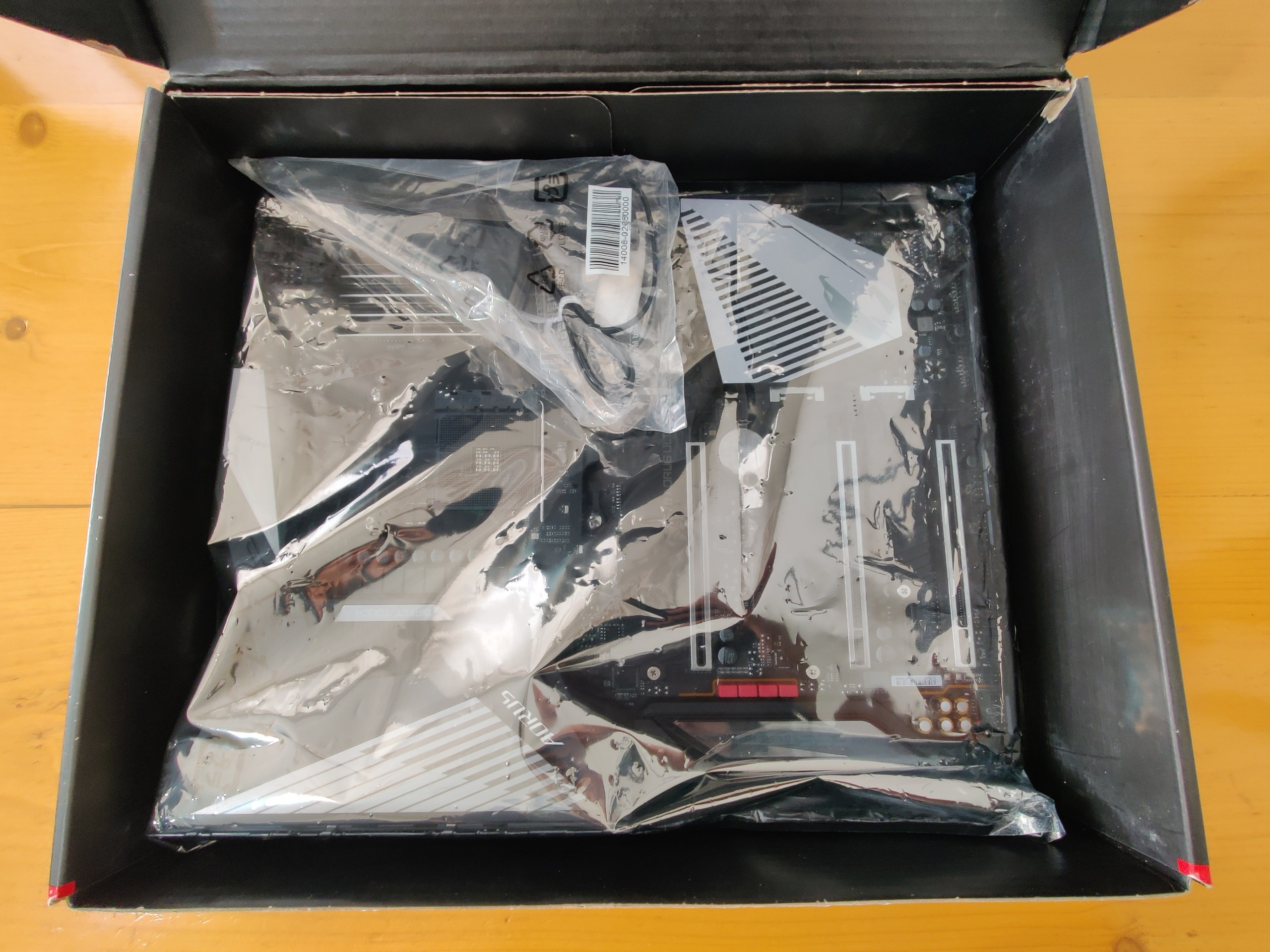 مادربرد نو AMD AM4 Ryzen X570 AORUS MASTER رایزن