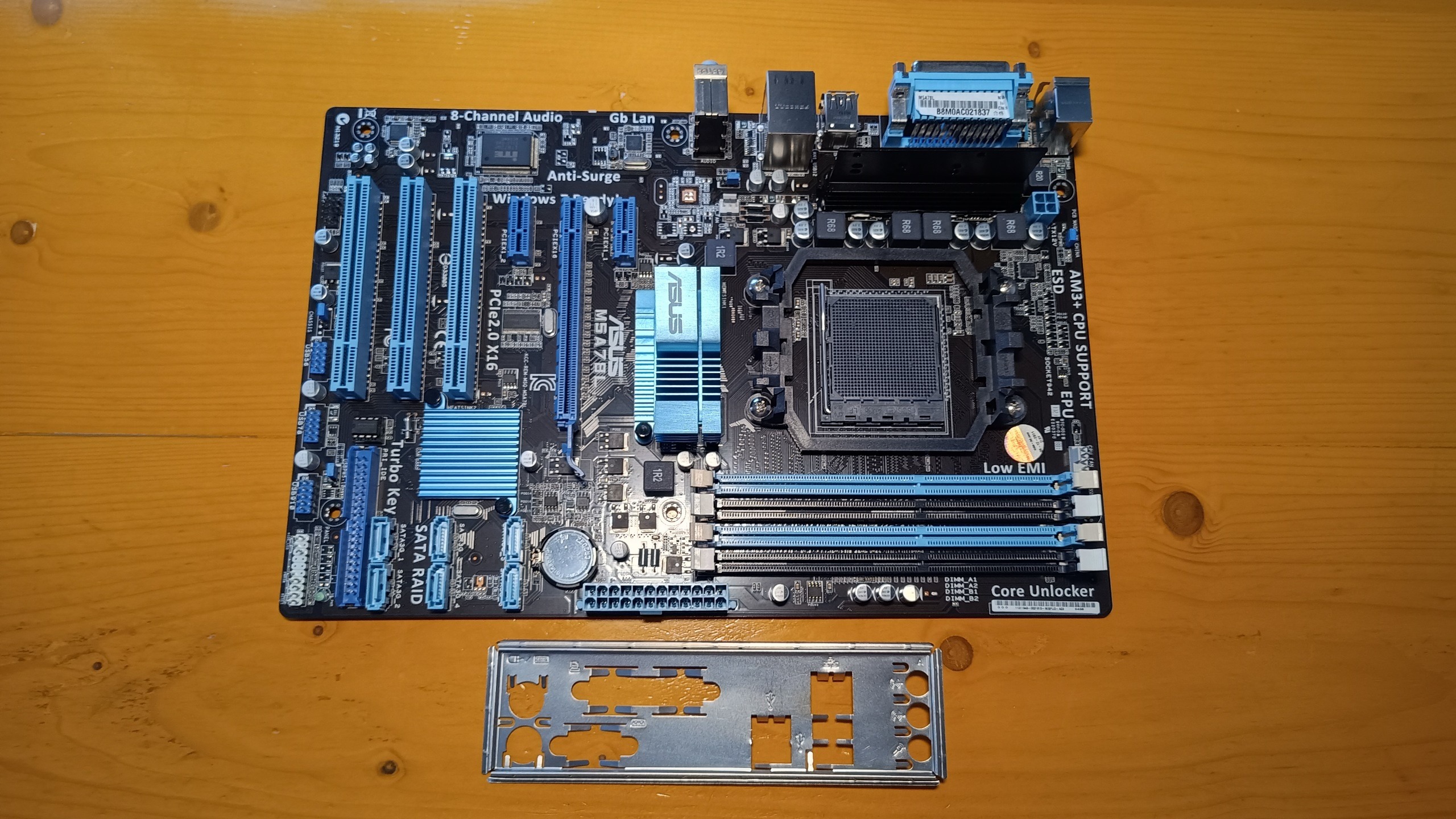 مادربرد AMD AM3 FX Phenom فنوم