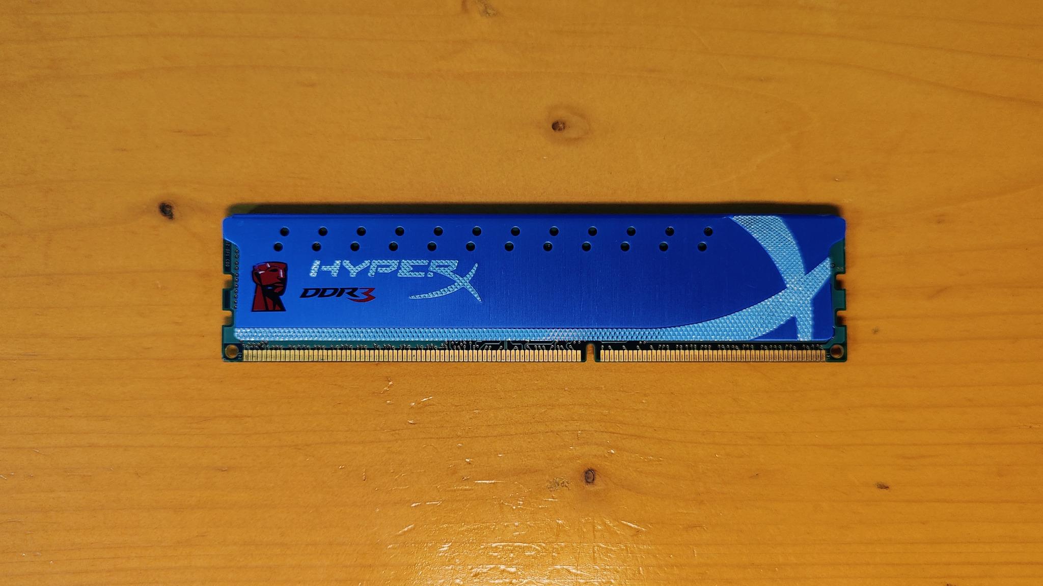 رم اصلی HyperX DDR3 2GB 2400MHZ C11 کینگستون