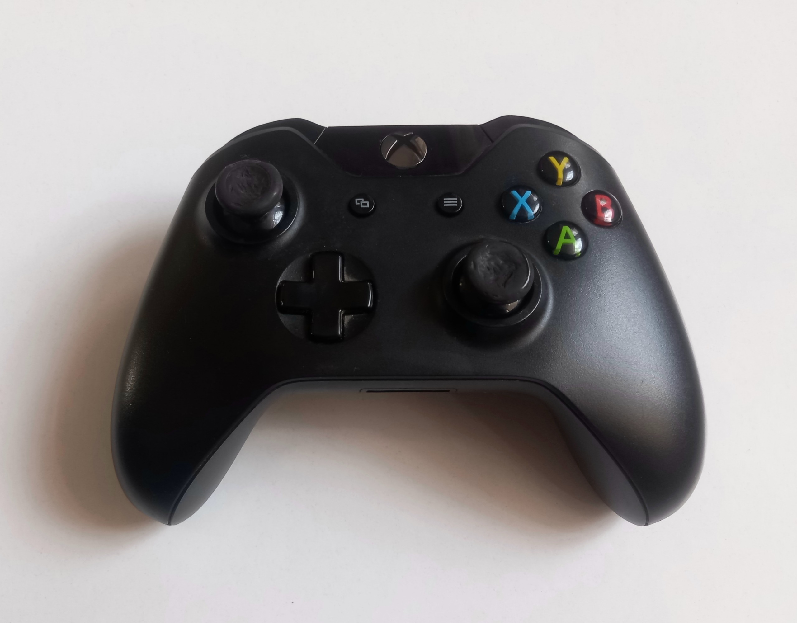 دسته ارجینال و سری اول xbox one