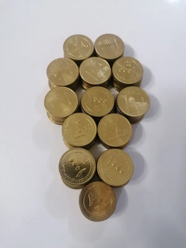 127 عدد سکه 1000 ریالی شاهچراغ