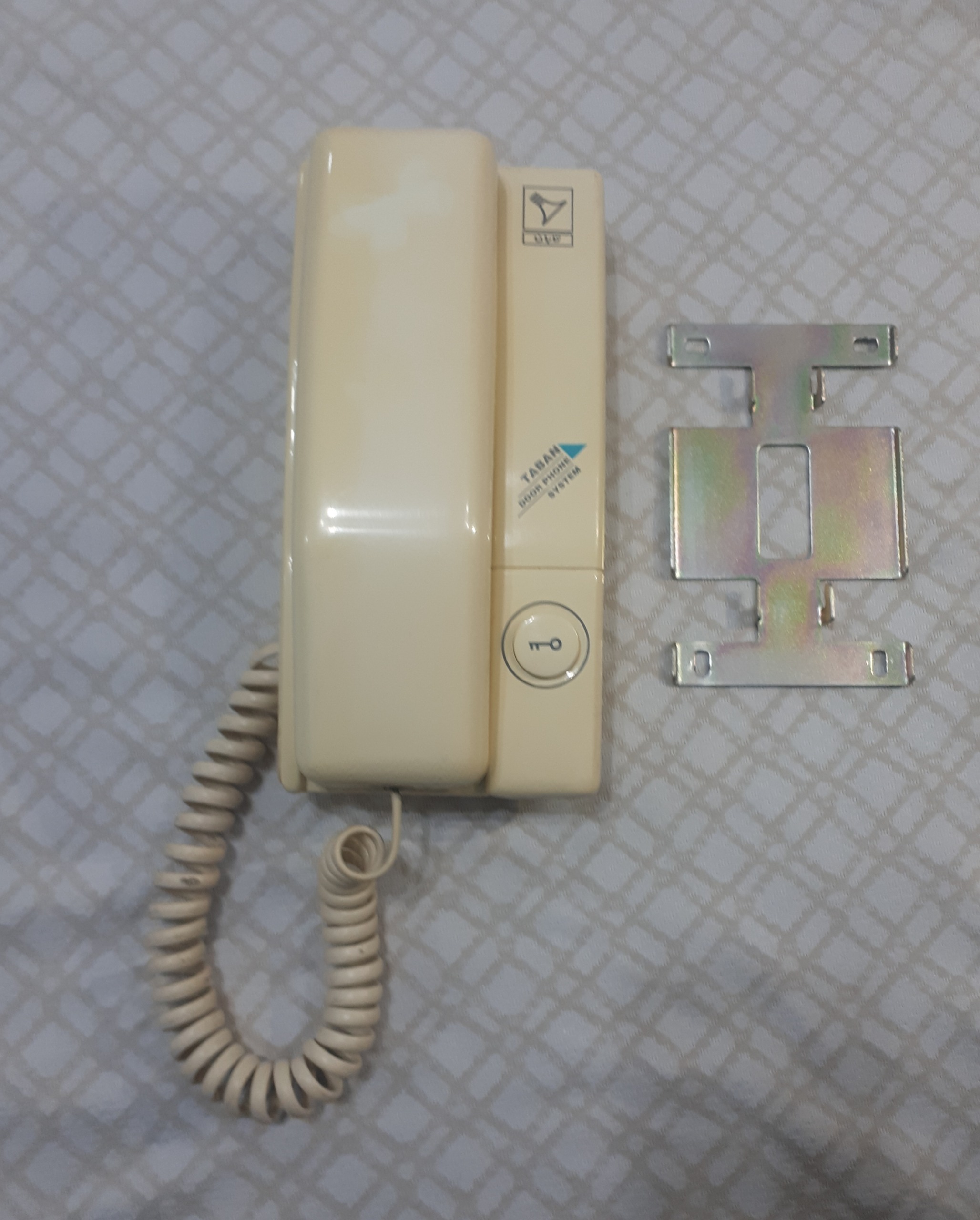 گوشی درب بازکن تابان سفید