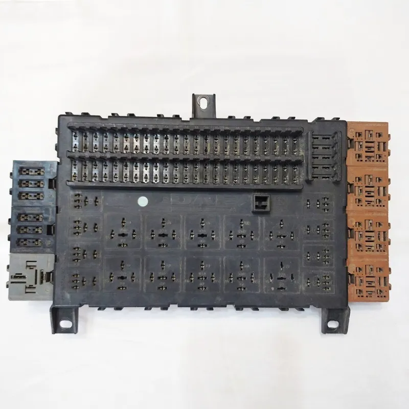 جعبه فیوز داف DAF CF / XF fuse for truck 1452112