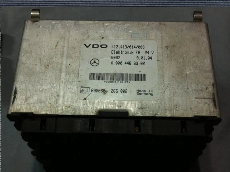 کنترل یونیت وی دی او اف ار مرسدس بنز VDO FR 24 V