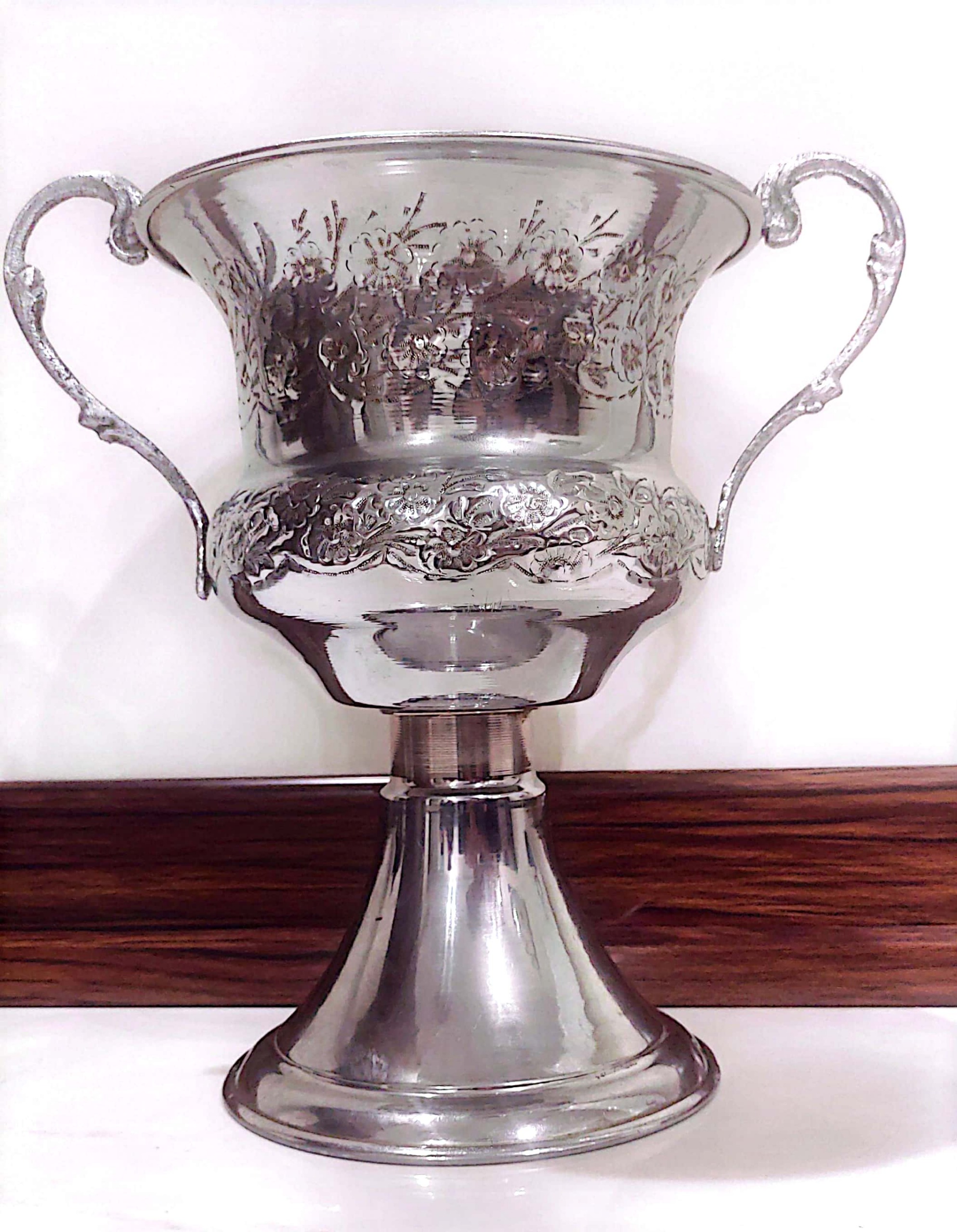 کاپ ورزشی برنجی