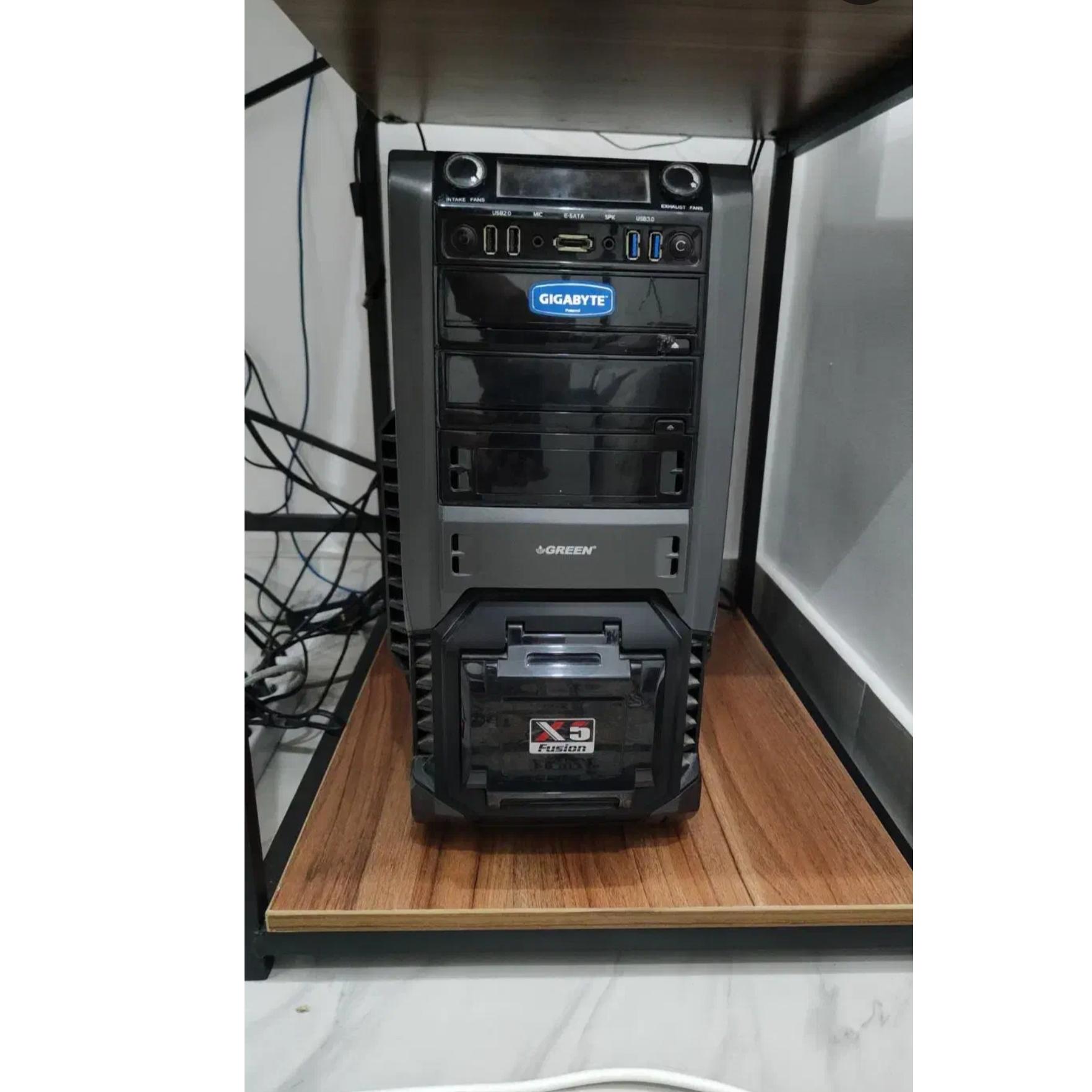 کیس کامپیوتر گرین X5 fusion