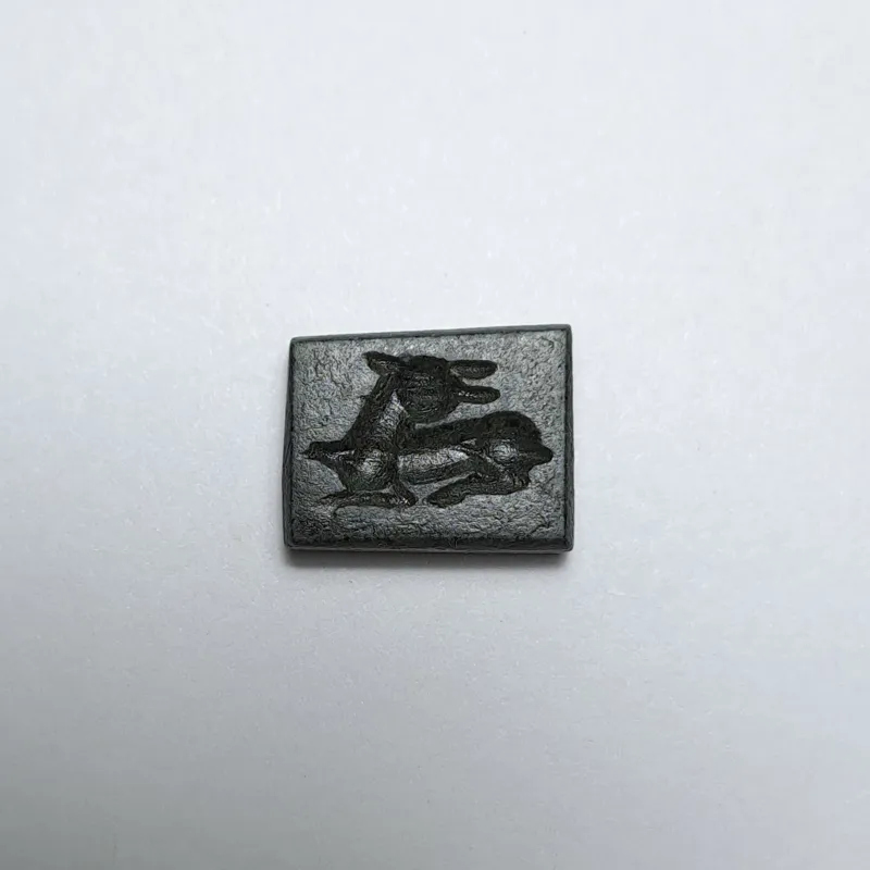 سنگ نشان باستانی نفیس