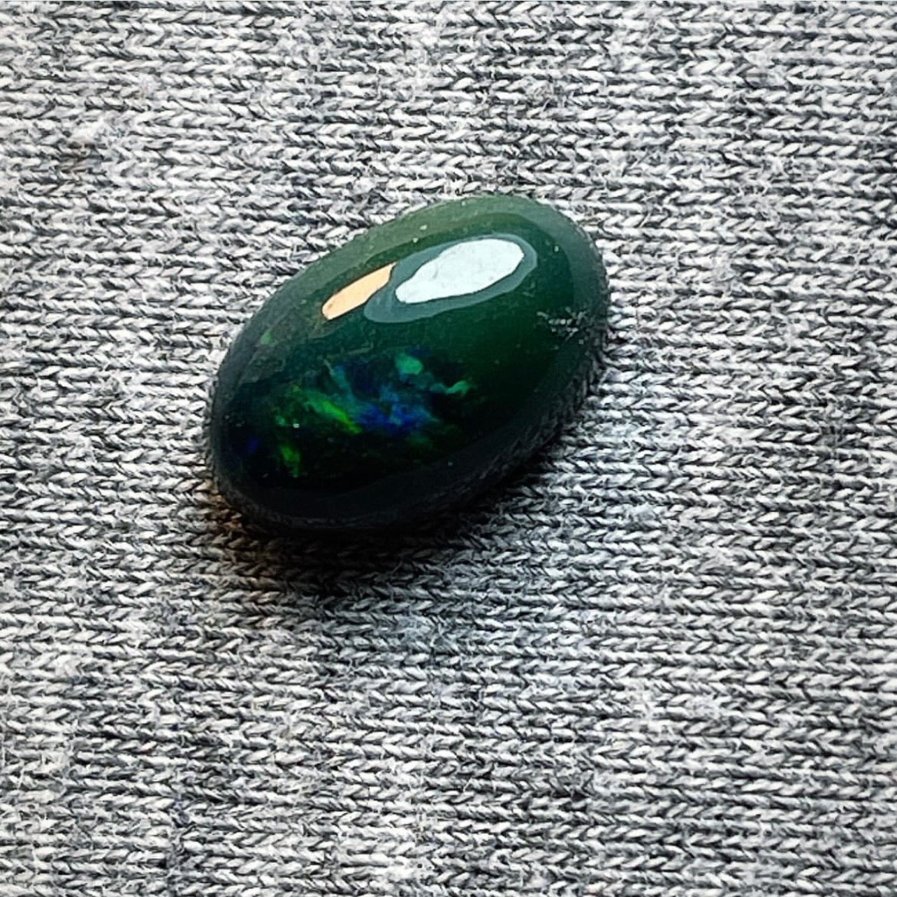 اپال استرالیایی معدنی