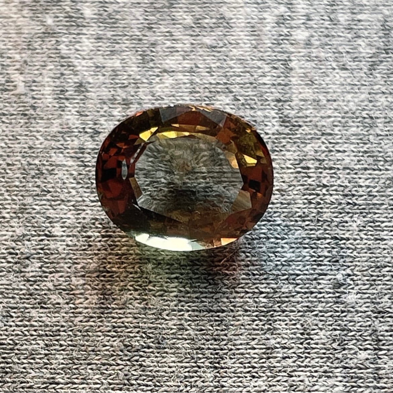 جواهر الکساندر زولتانایت هفت رنگ