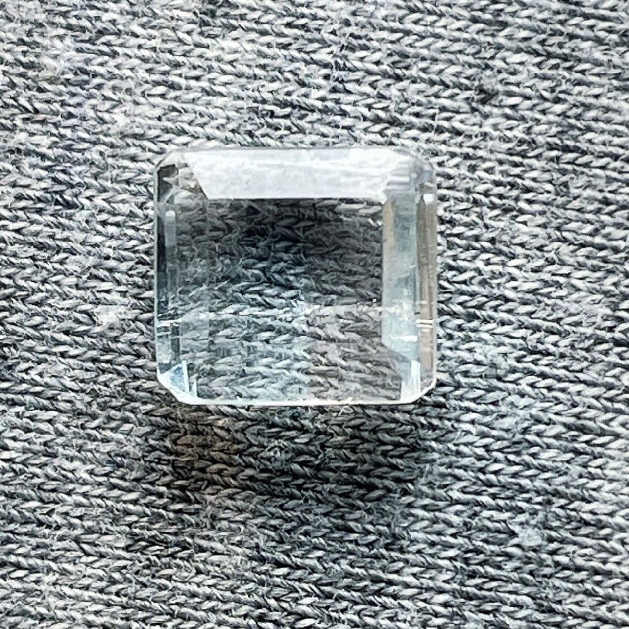 جواهر آکوامارین طبیعی