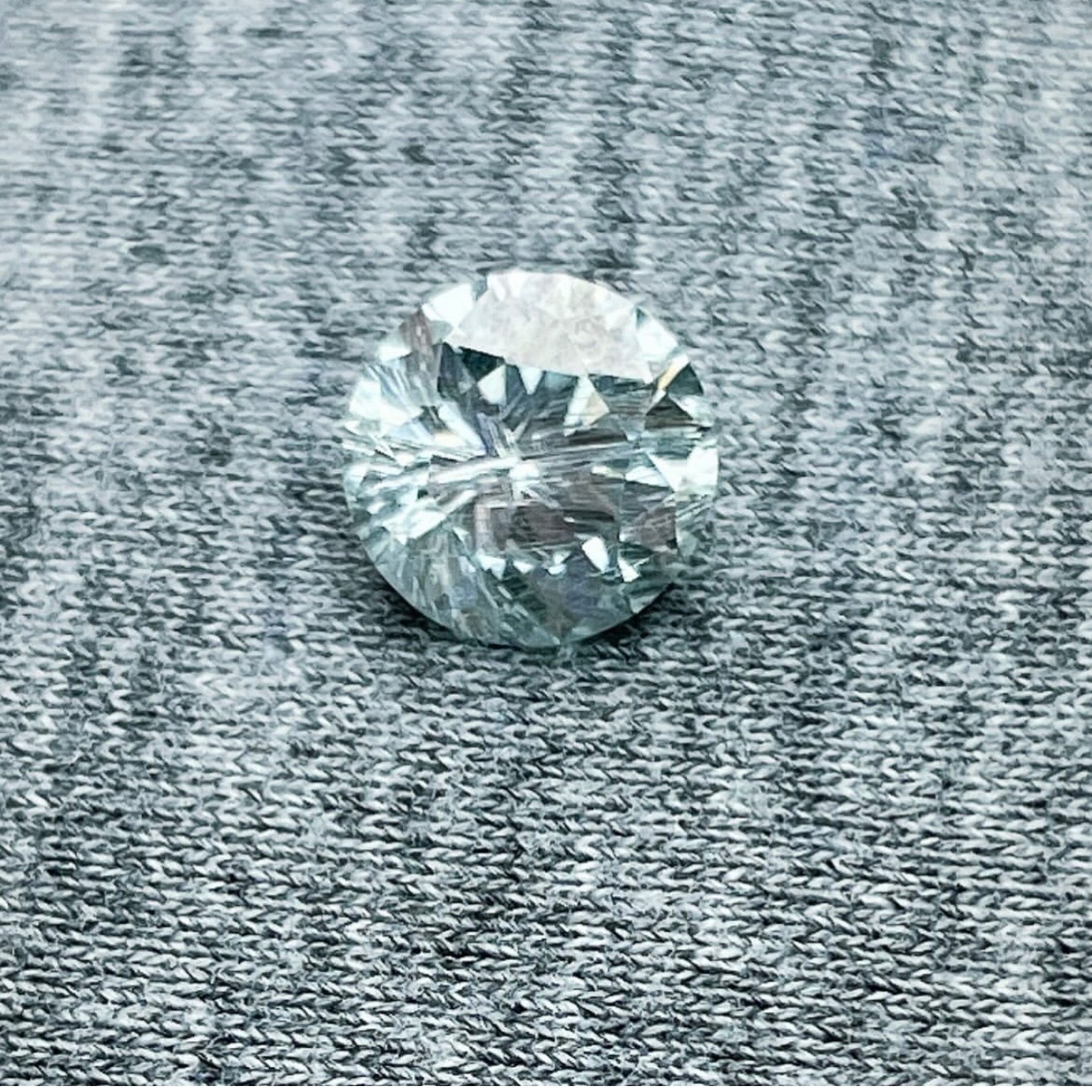 موزانایت روسی اصل سختی 10