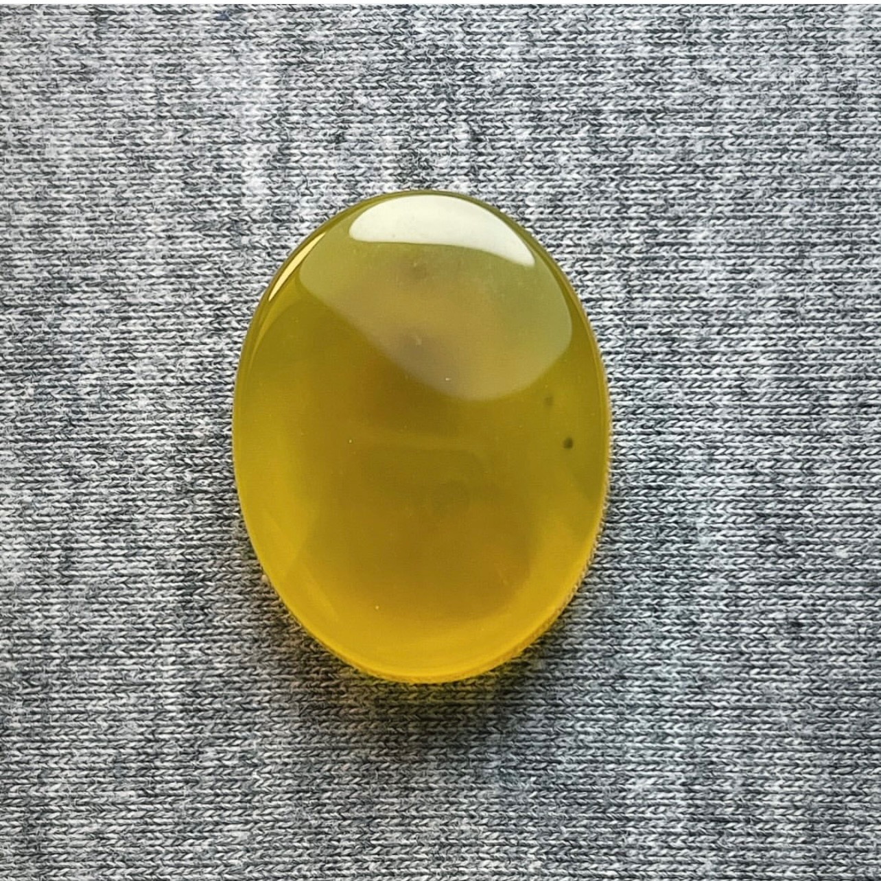 عقیق زرد طبیعی