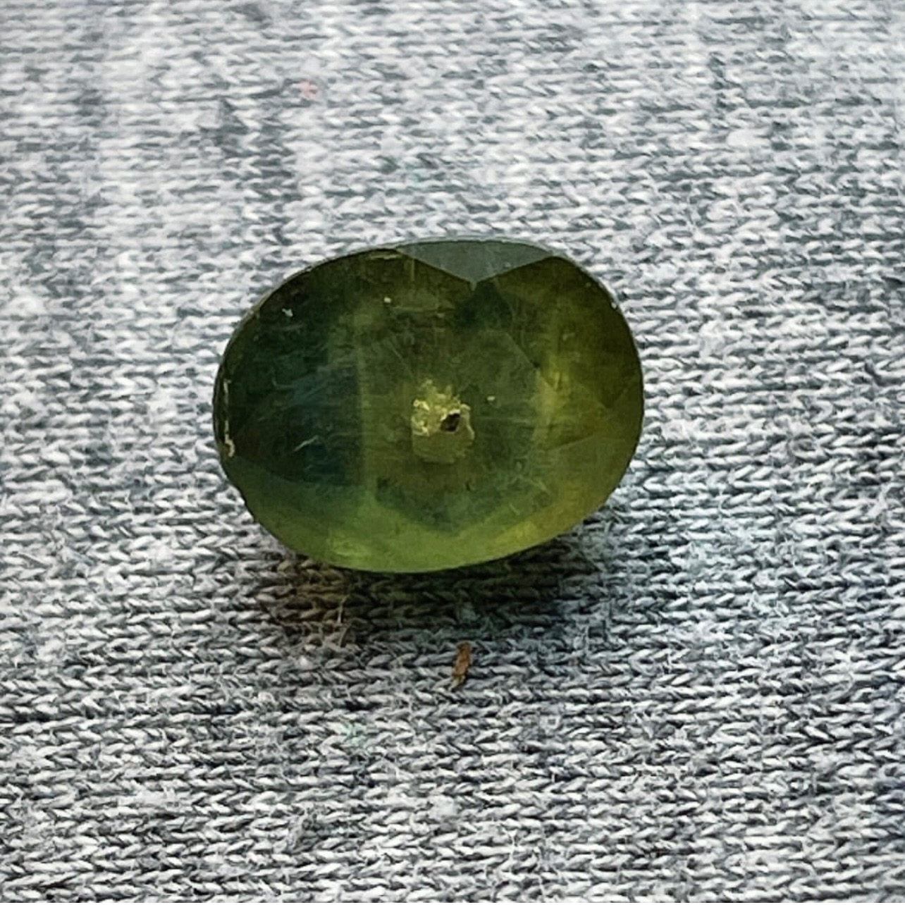 جواهر یاقوت سبز افریقایی طبیعی