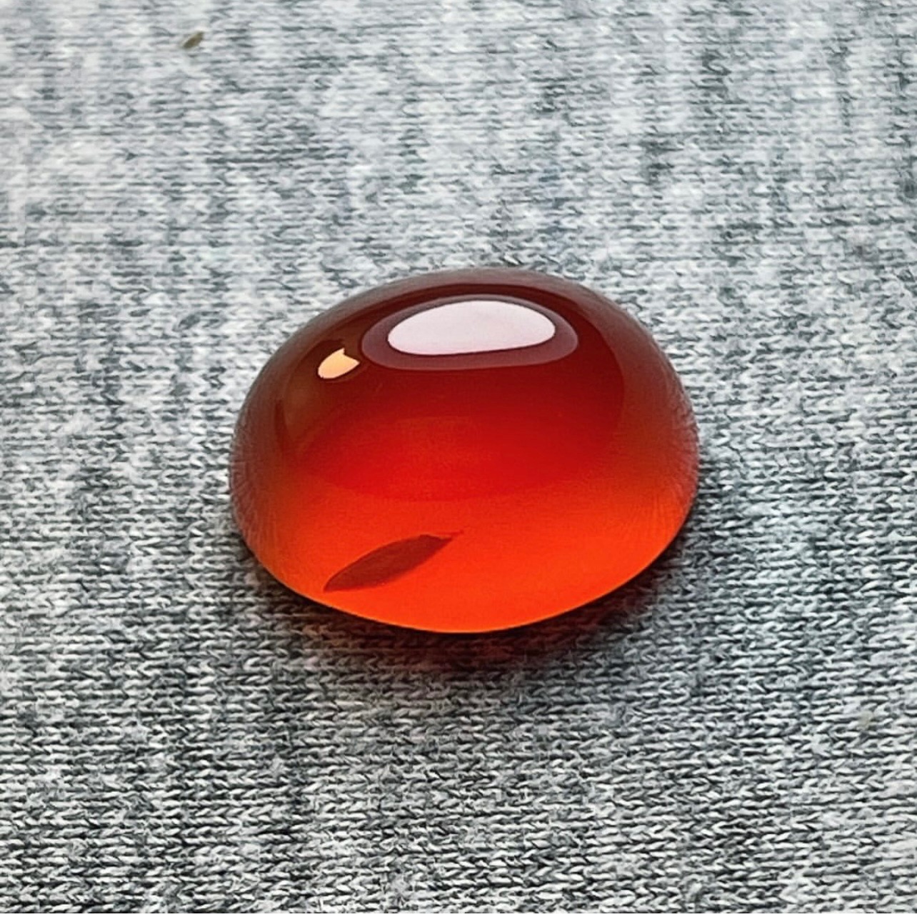 عقیق طبیعی آبدار