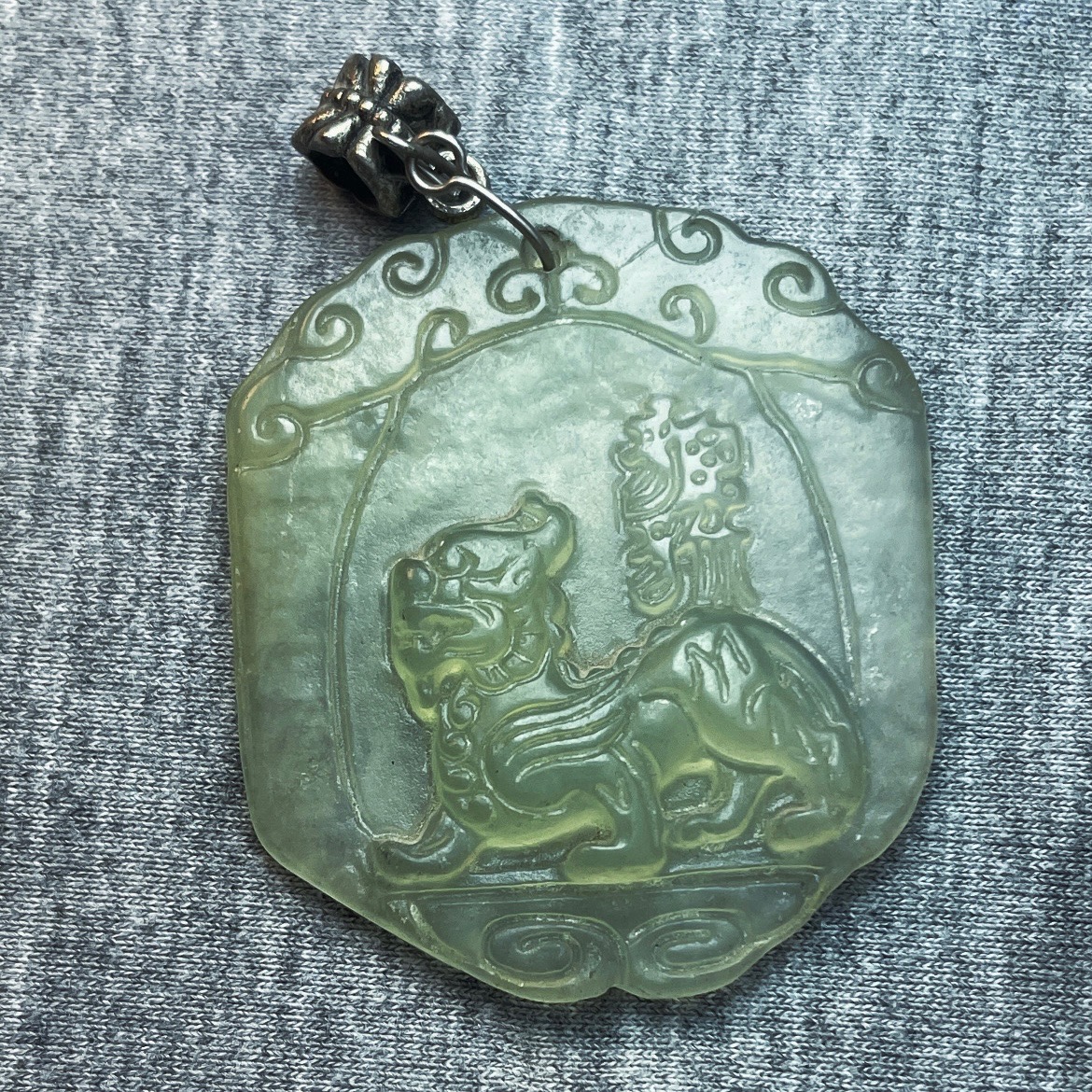 آویز یی درجه یک