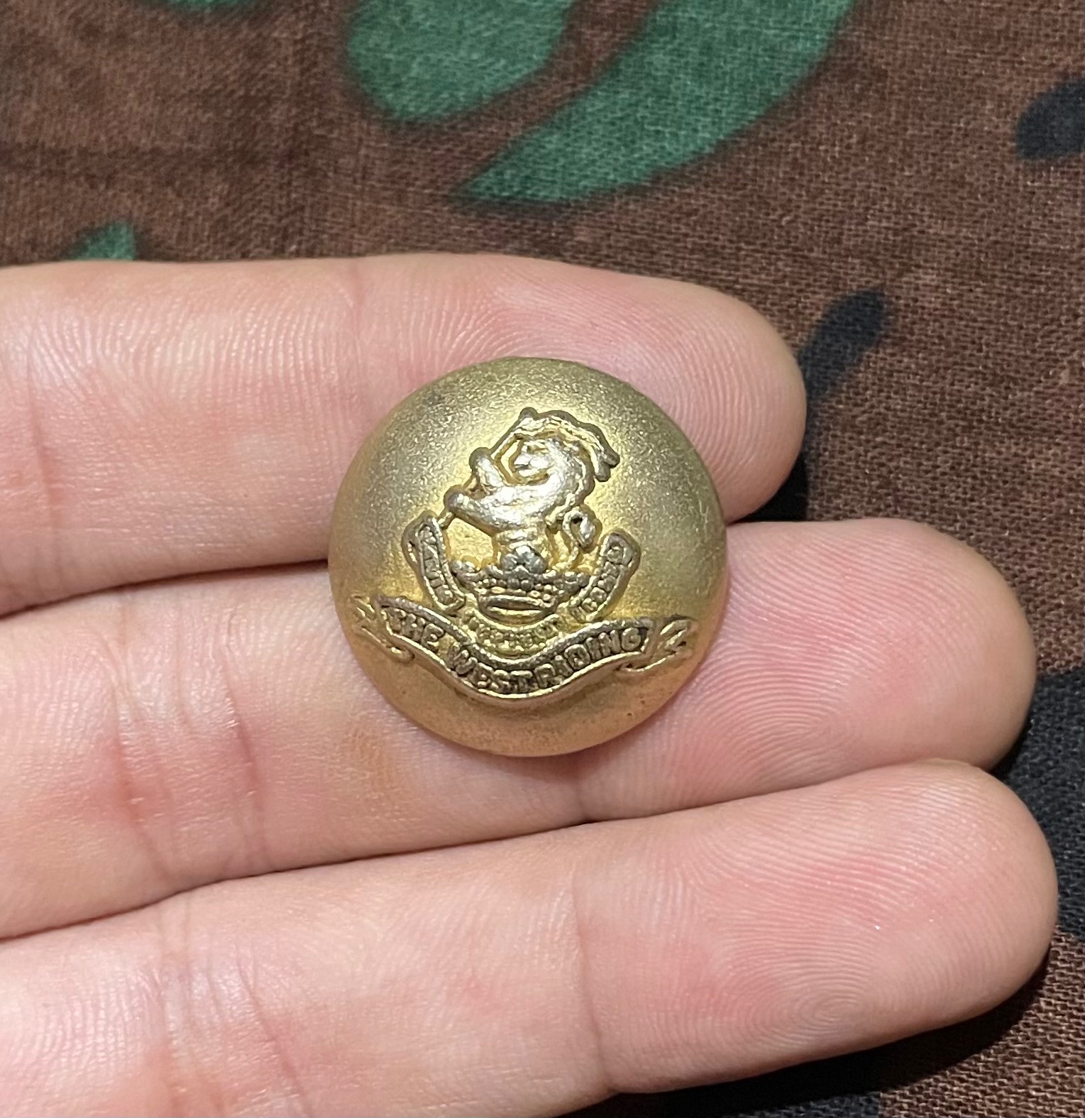 دکمه فلزی خارجی قدیمی