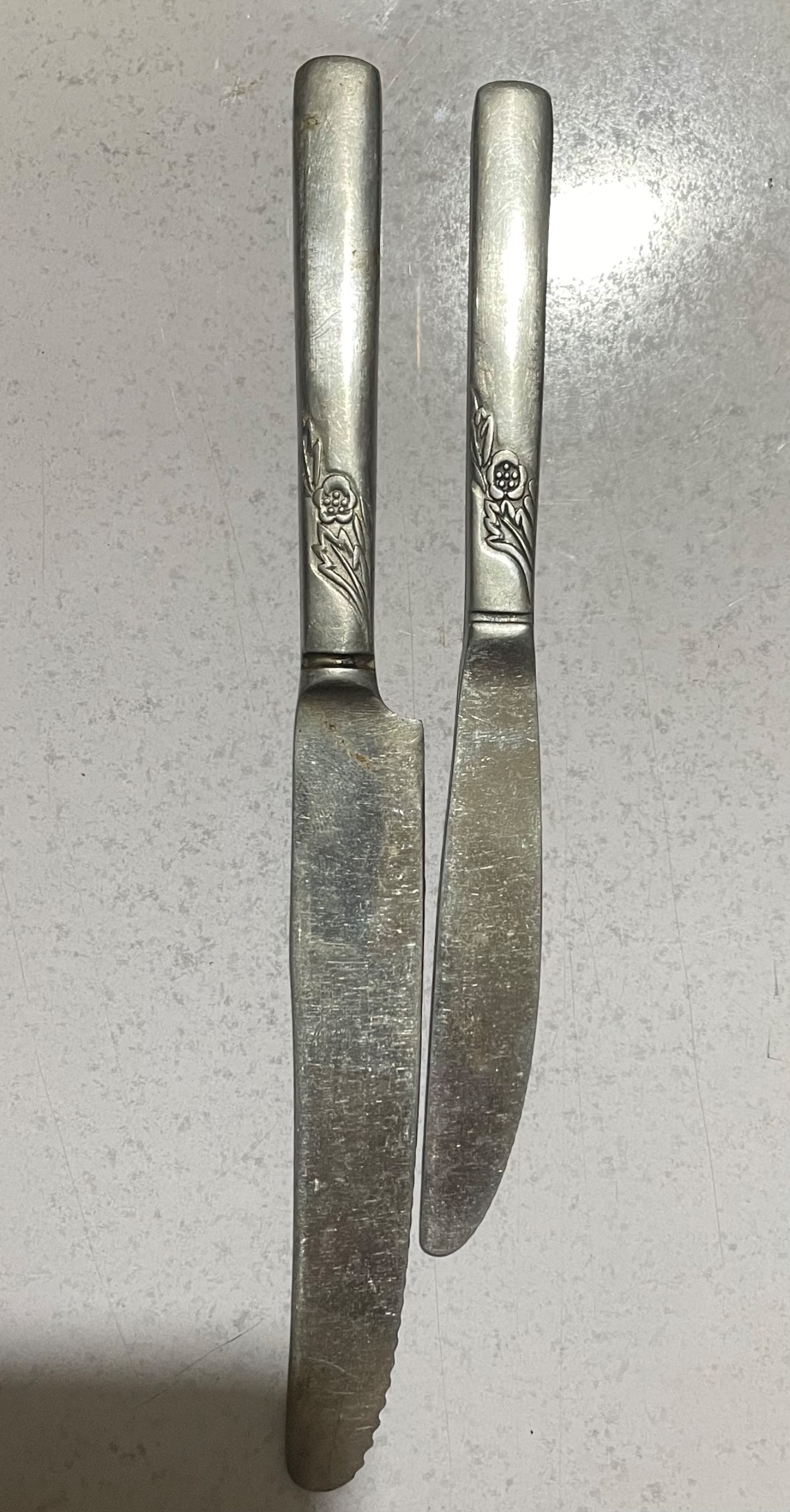 دو عدد چاقو قدیمی کلکسیونی