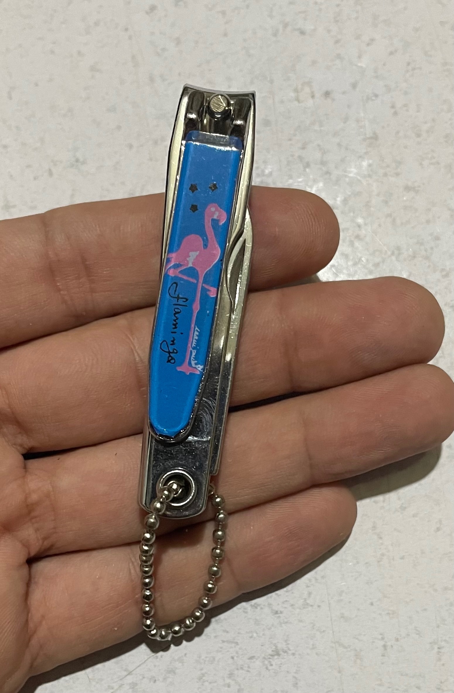 ناخن گیر نوستالوژی دهه شصت چاقو دار دو کاره