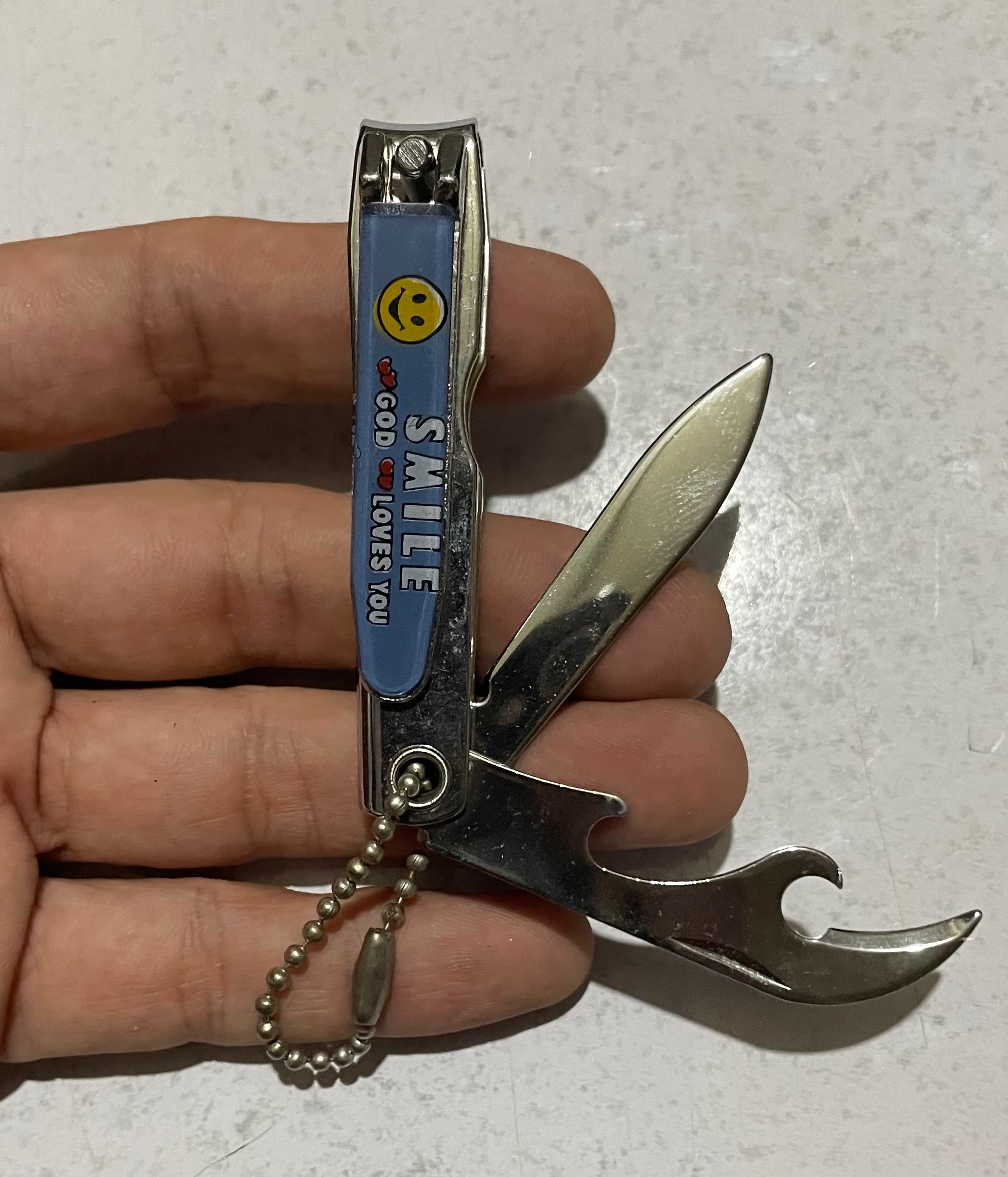 ناخن گیر نوستالوژی دهه شصت چاقو دار دو کاره