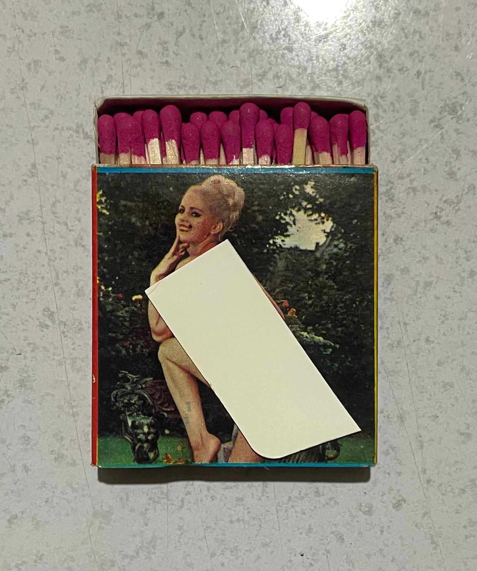  کبریت خارجی ژاپنی دو طرف عکس خانم بی حجاب