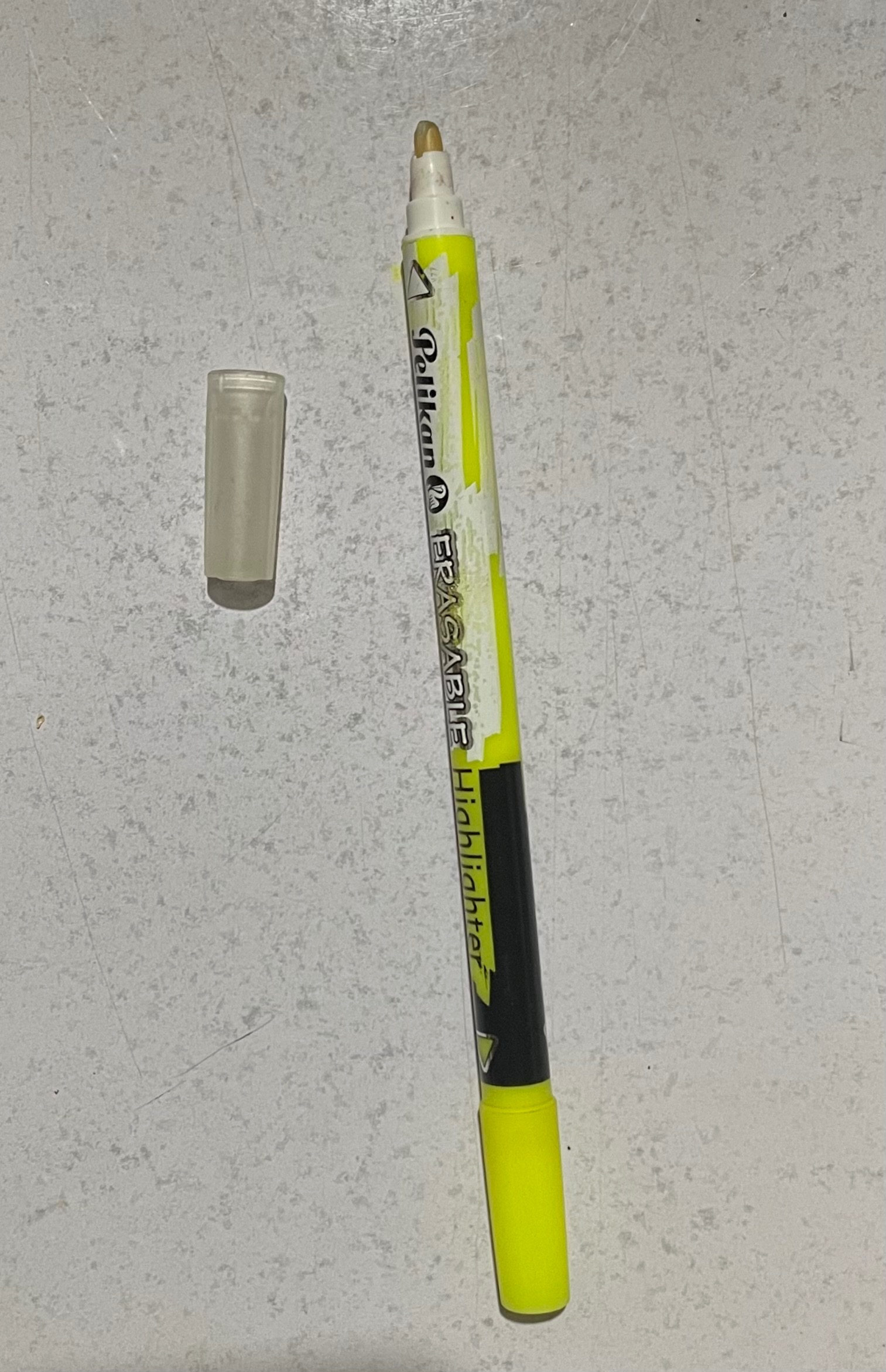 ماژیک وماژیک پاک کن پلیکان