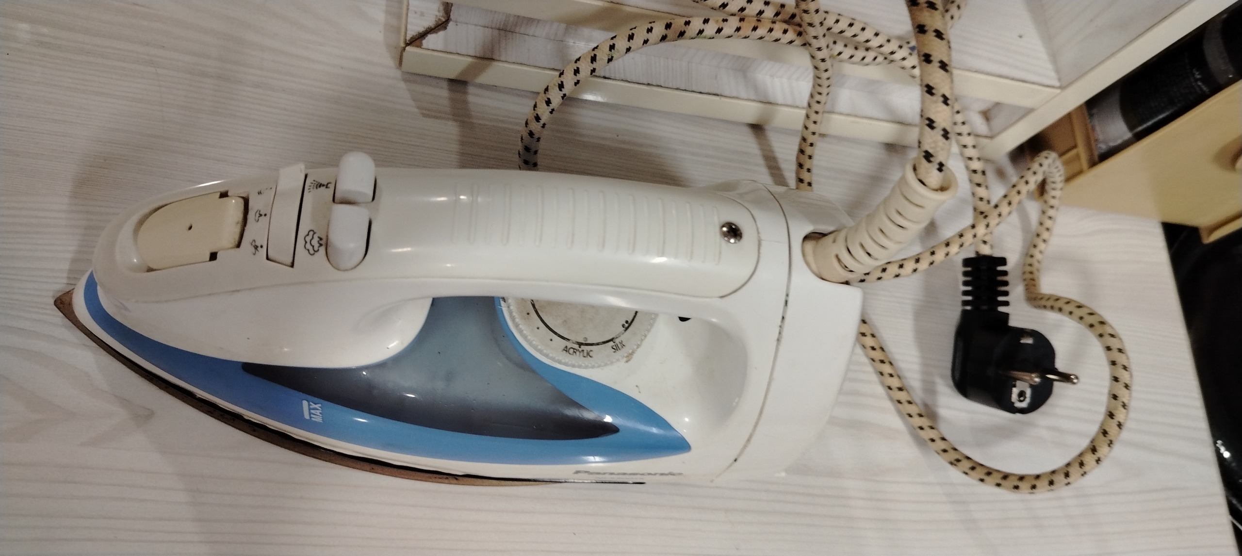 اتو پاناسونیک تعمیرشده