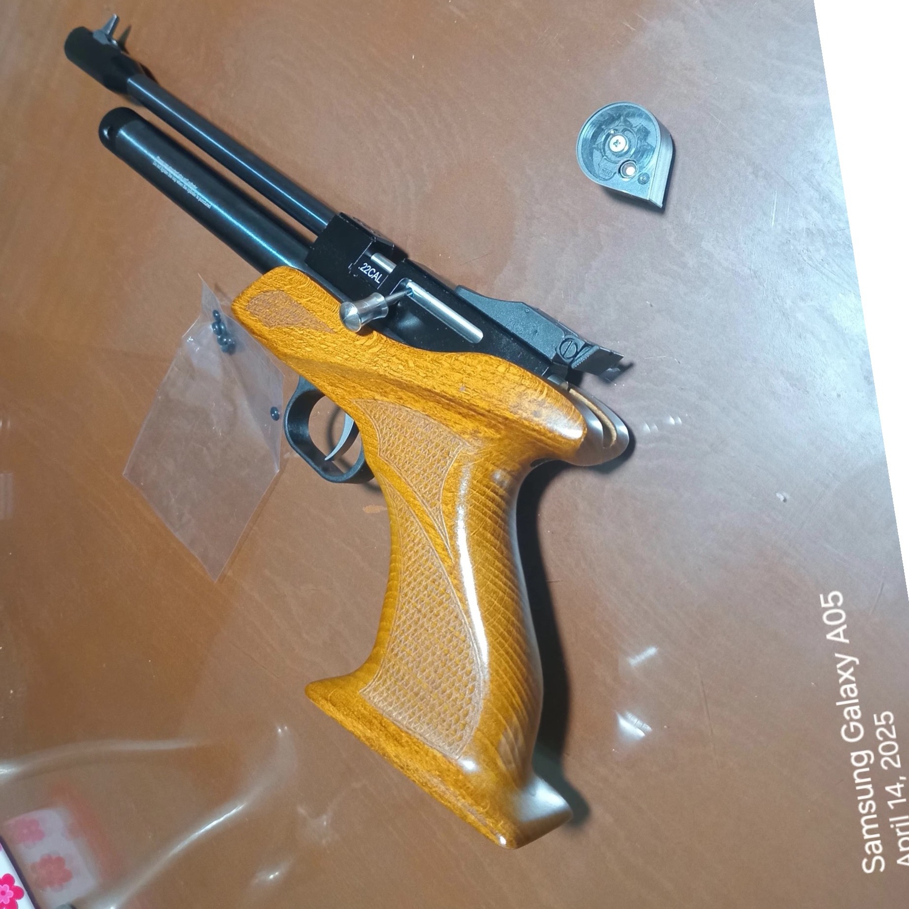 تپانچه گازی cp1