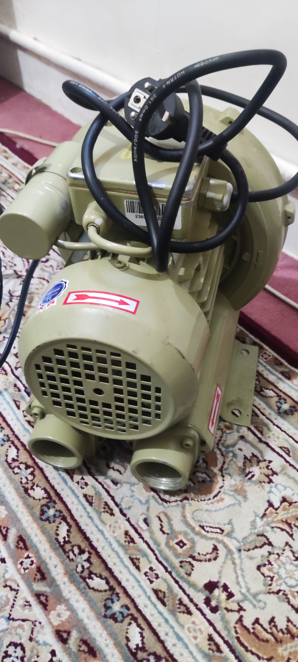 پمپ آب نیم اسب بخار