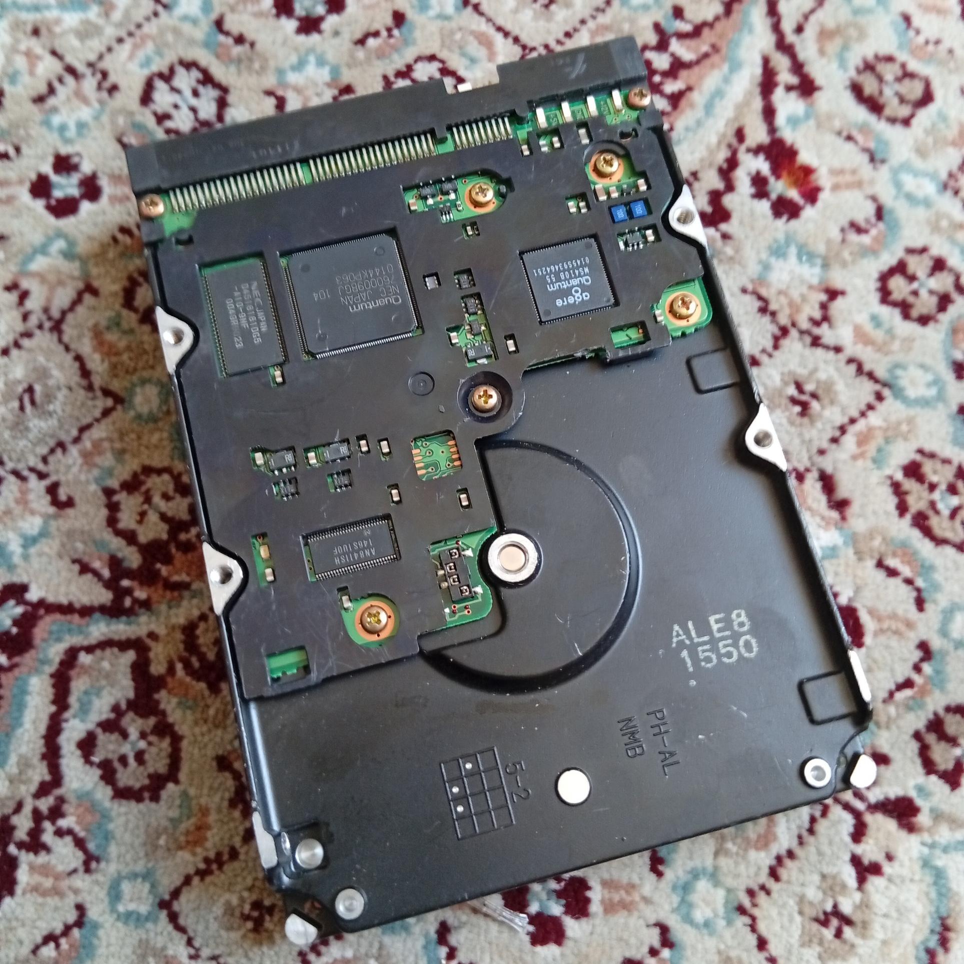 هارد کامپیوتر هشتاد و چهل گیگ