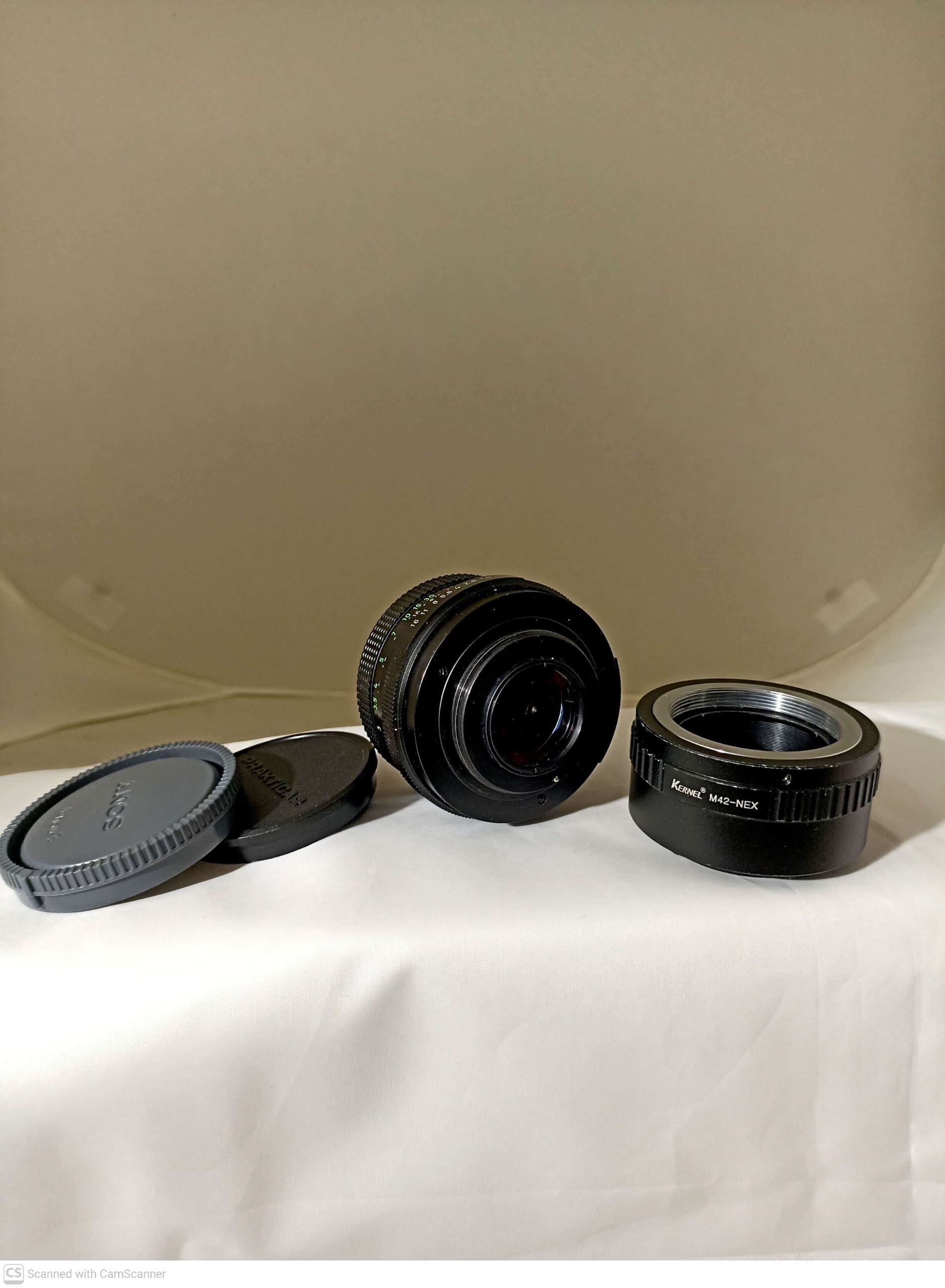 لنز پنتاگون 50mm f1.8
