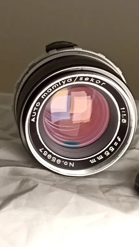 لنز مانیا پیچی50 f1.8