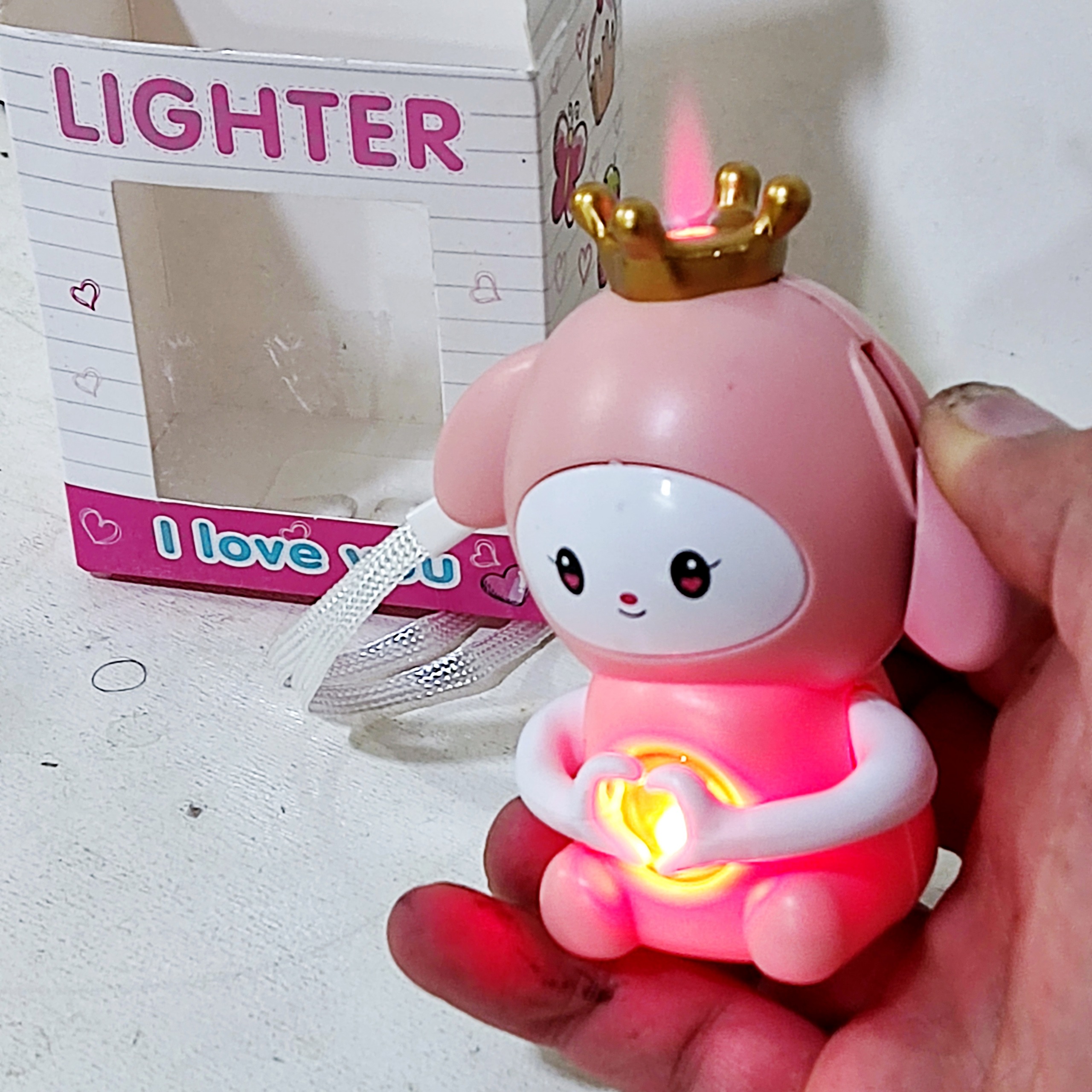 فندک بینظیر چراغ دار شعله صورتی کلکسبونی معرکه