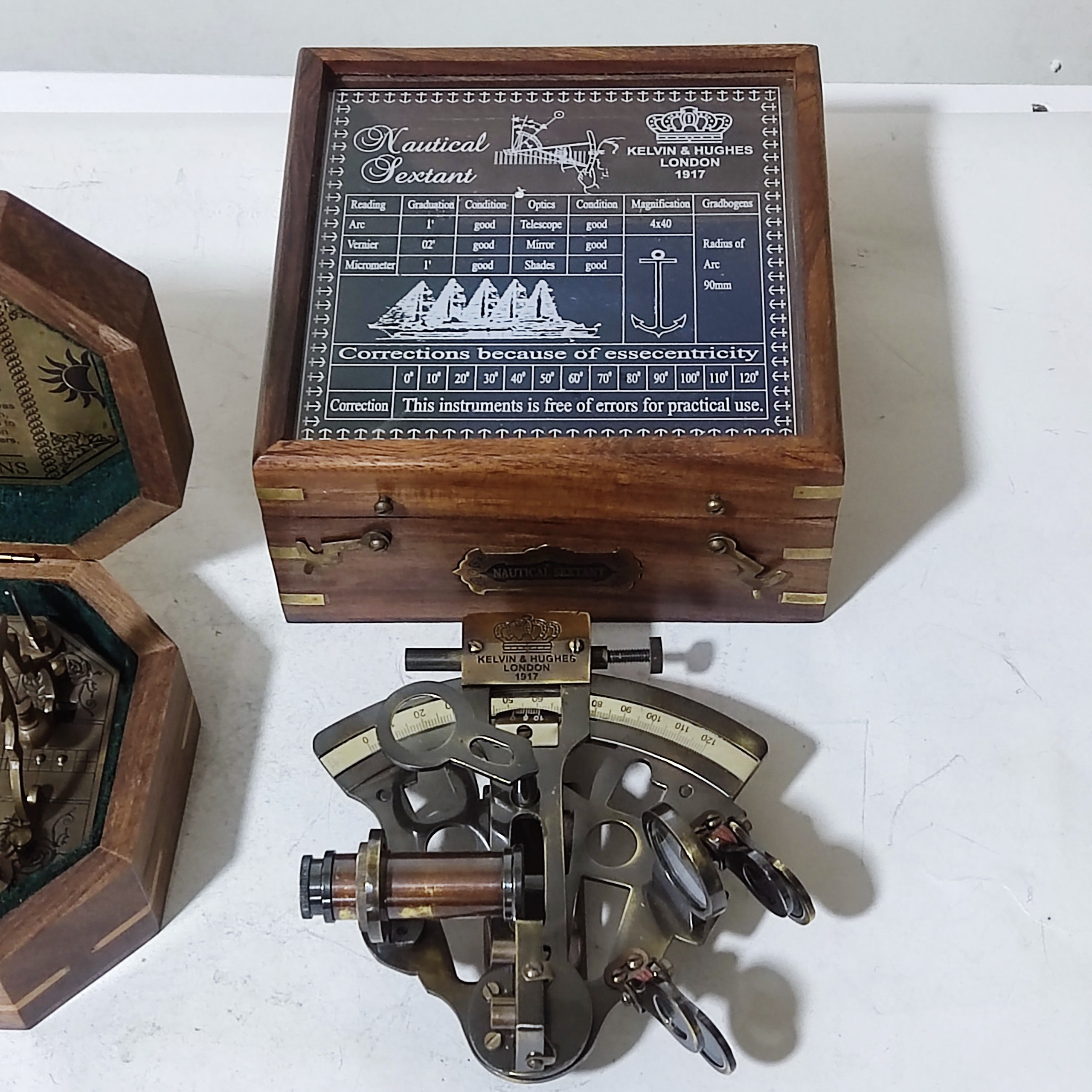 دستگاه سکتسانت برنجی آنتیک مارک دار خارجی باجعبه