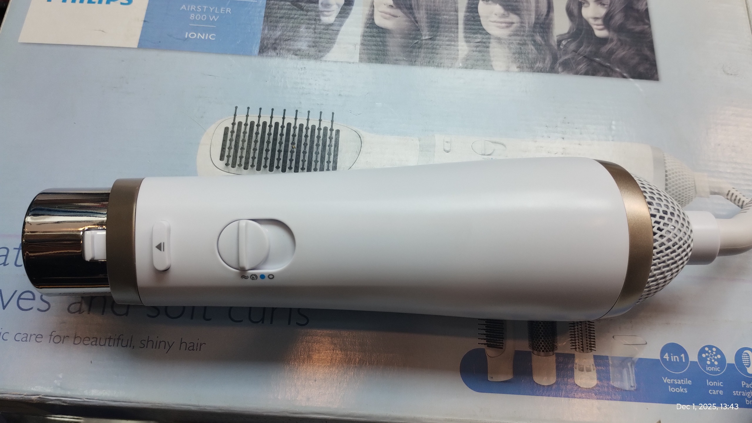 سشوار برس دار فیلیپس HP8663