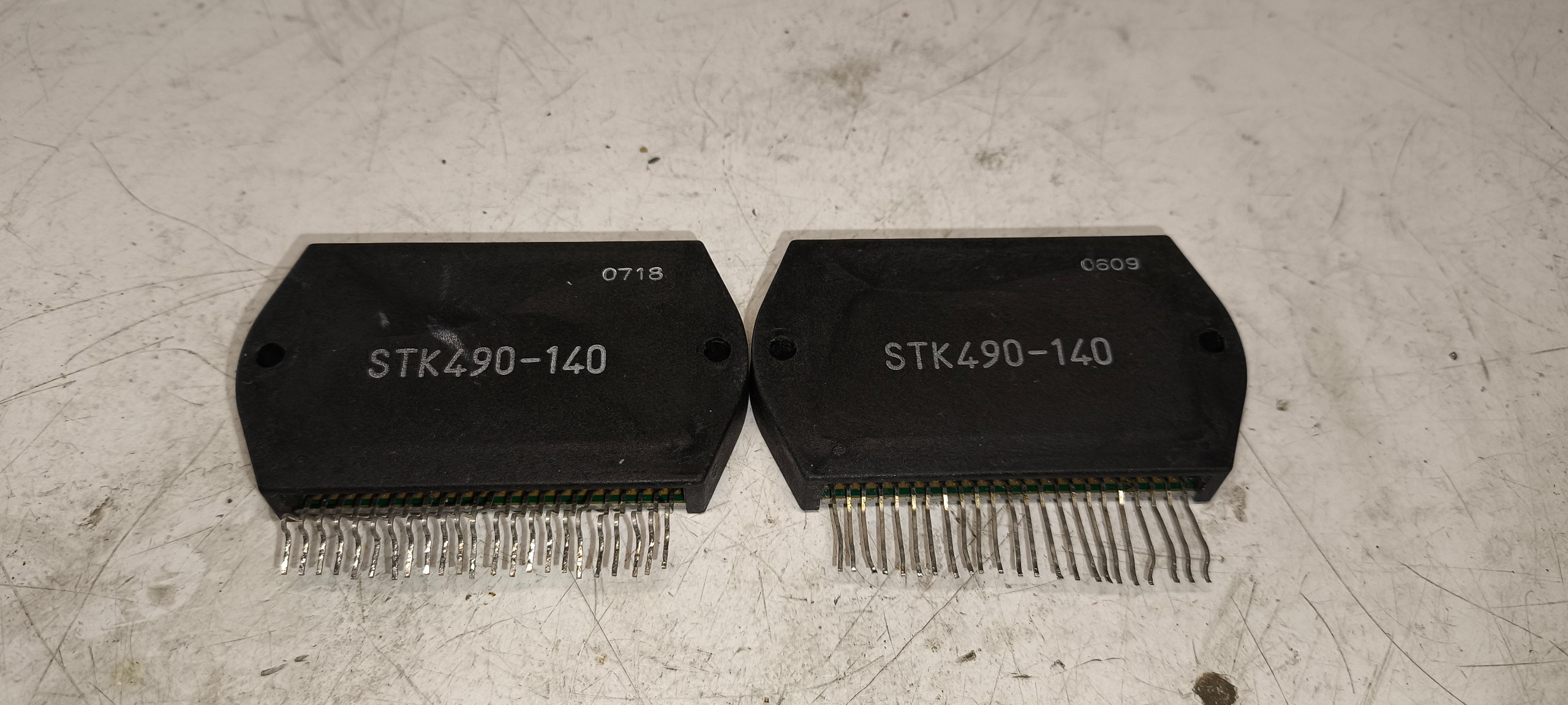 آی سی صدا STK490-140