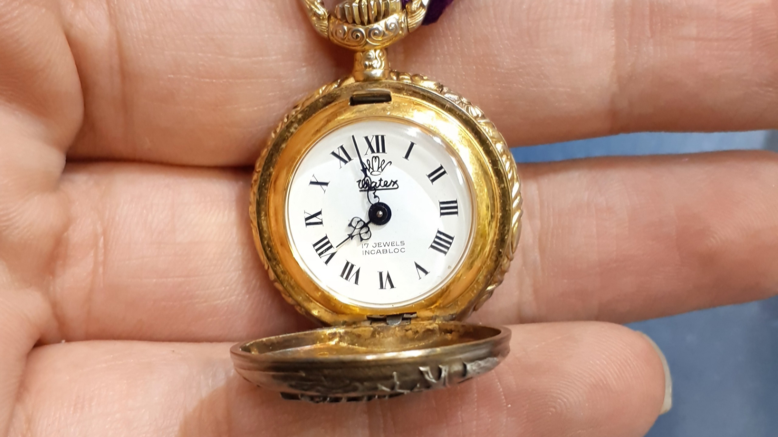 ساعت جیبی واتکس