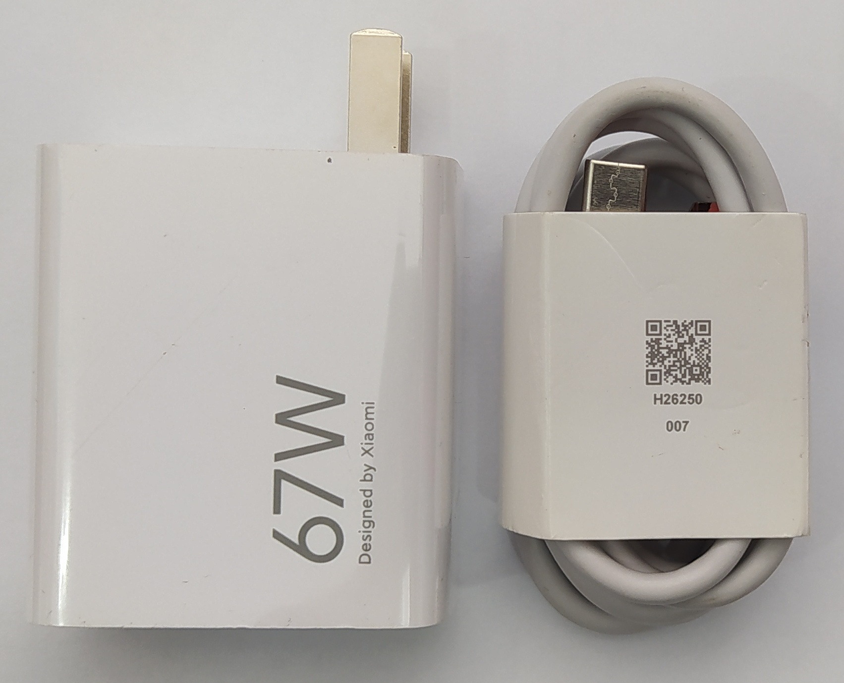 شارژر شیائومی سرکارتنی 67 وات UK به همراه کابل