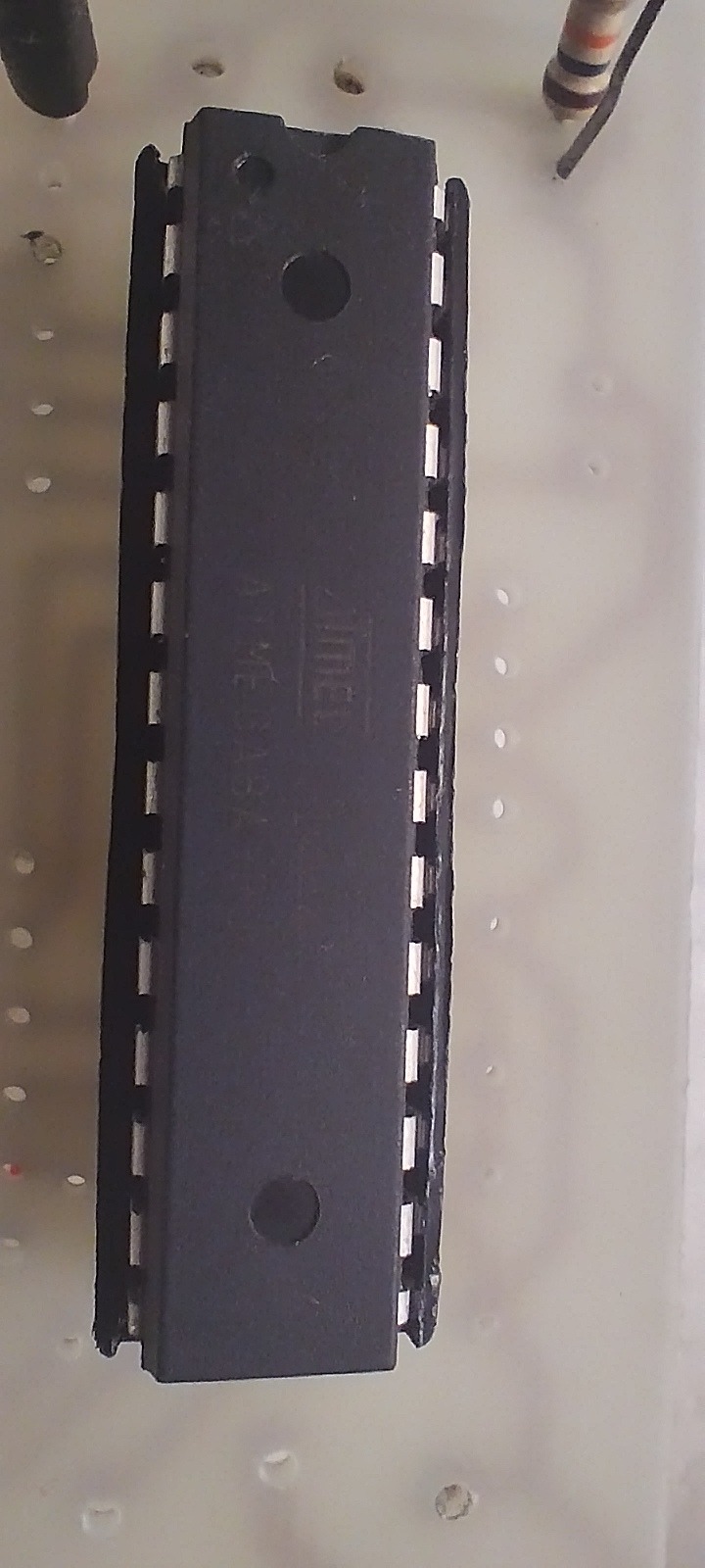 میکروکنترلر AVR مدل ATMEGA