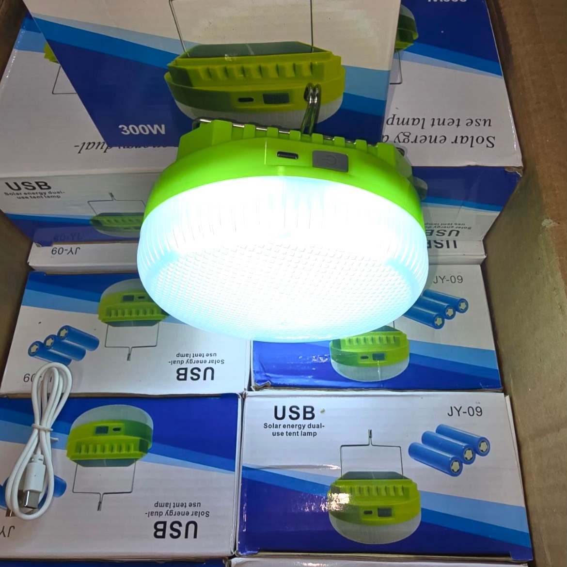 چراغ شارژی، خورشیدی 300 وات پرنور