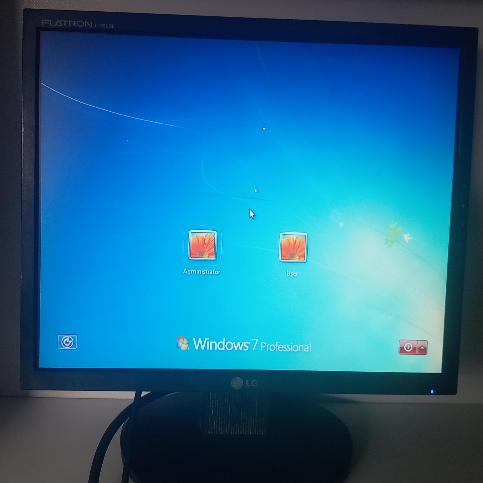 مانیتور 17 اینچ الجی