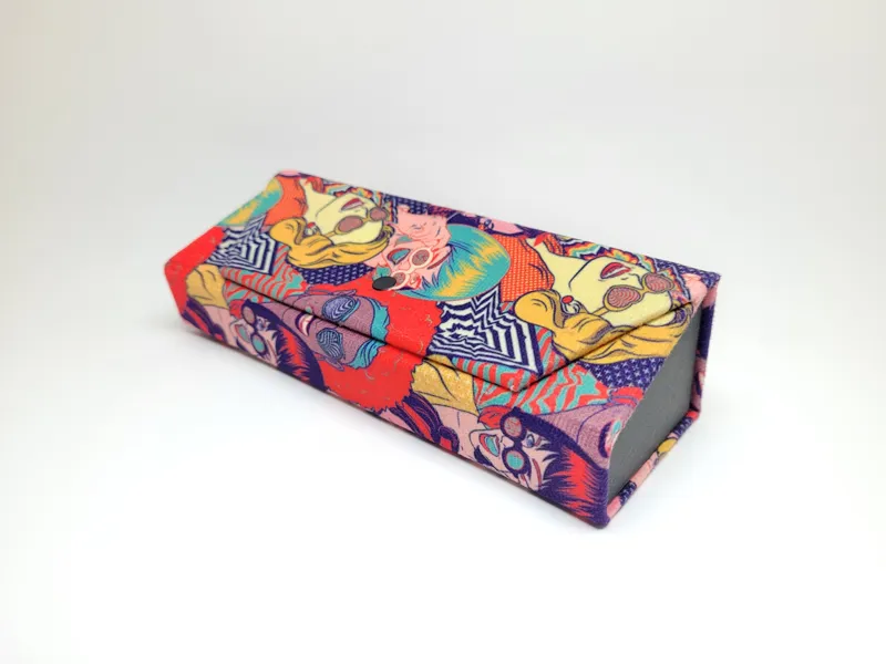 جلد عینک آفتابی